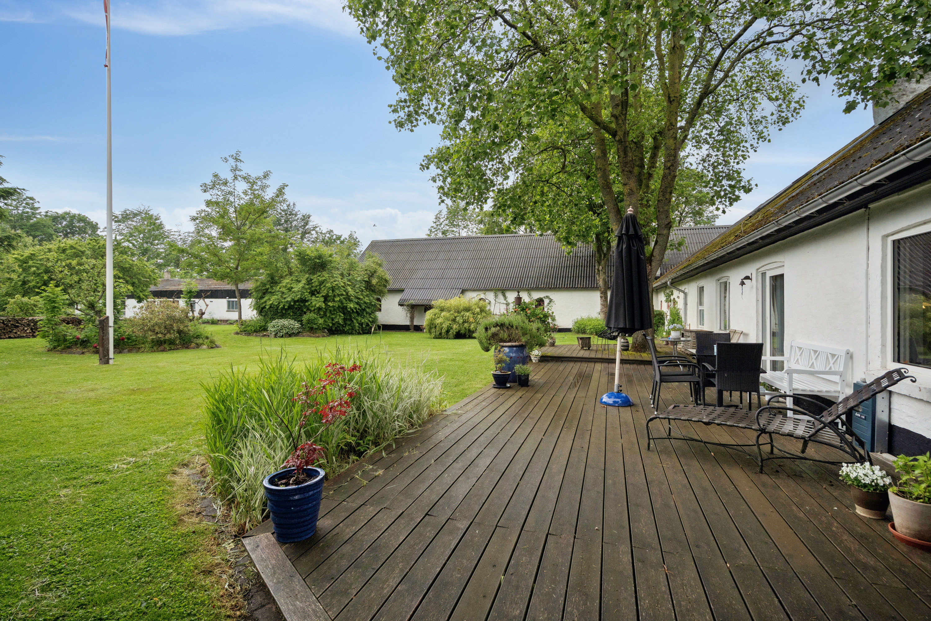 Fremhævet terrasse billede i fuldskærmstilstand. Billede af Solvangsvej 9, Gjurup, 9800 Hjørring