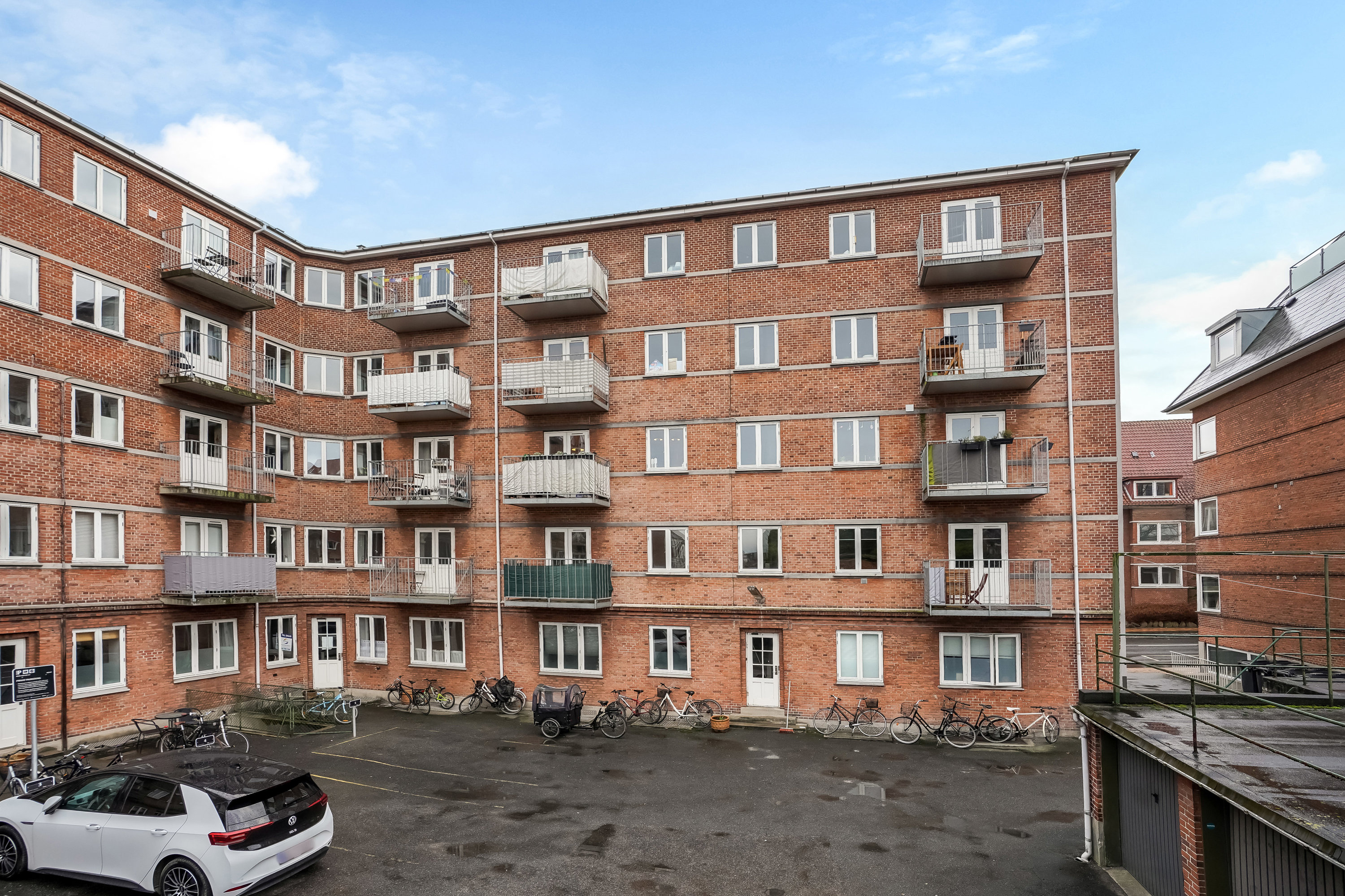 Fremhævet ejendommen billede i fuldskærmstilstand. Billede af Reventlowsvej 54, 2. th., 5000 Odense C