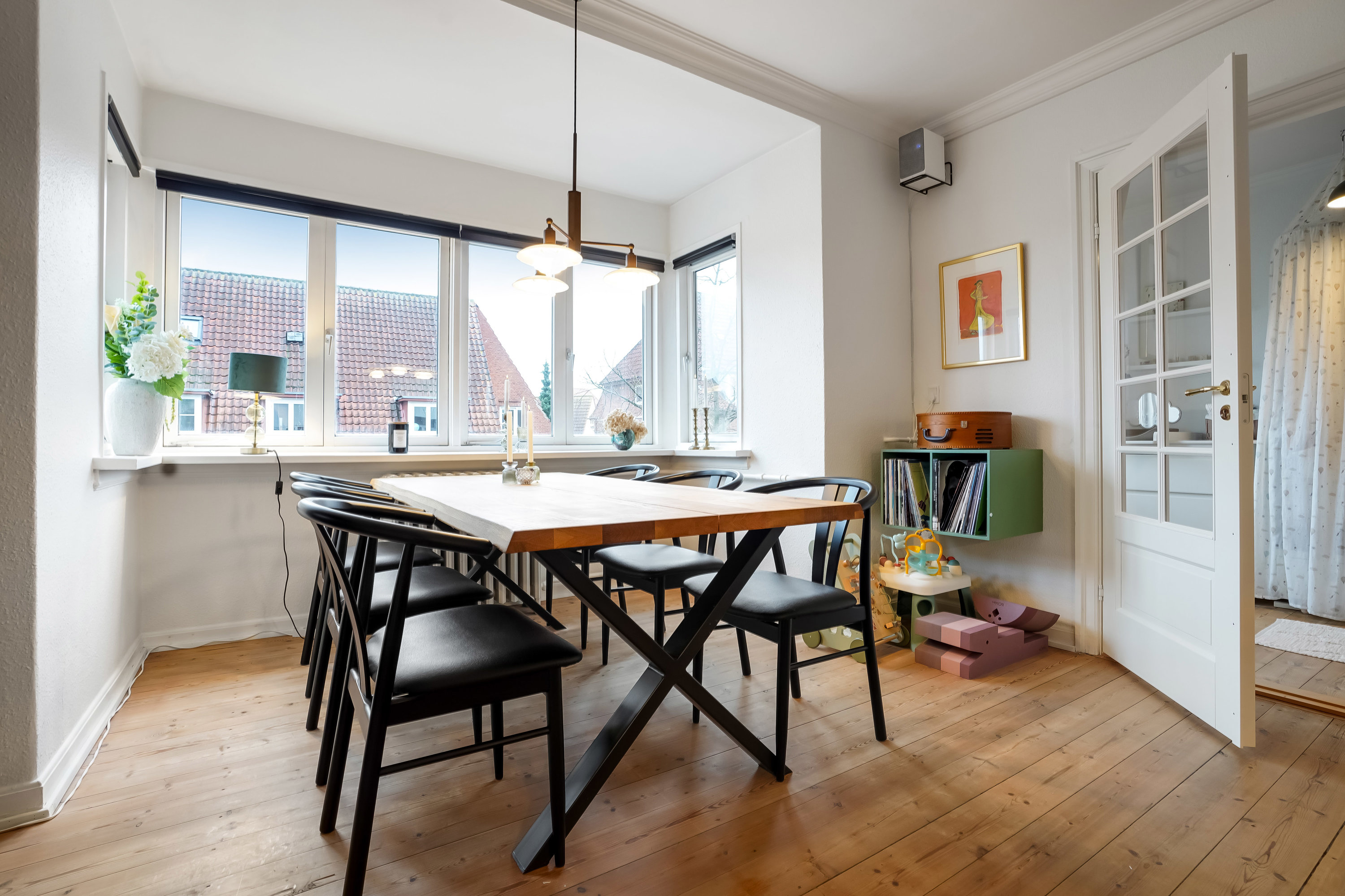 Fremhævet stue billede i fuldskærmstilstand. Billede af Reventlowsvej 54, 2. th., 5000 Odense C