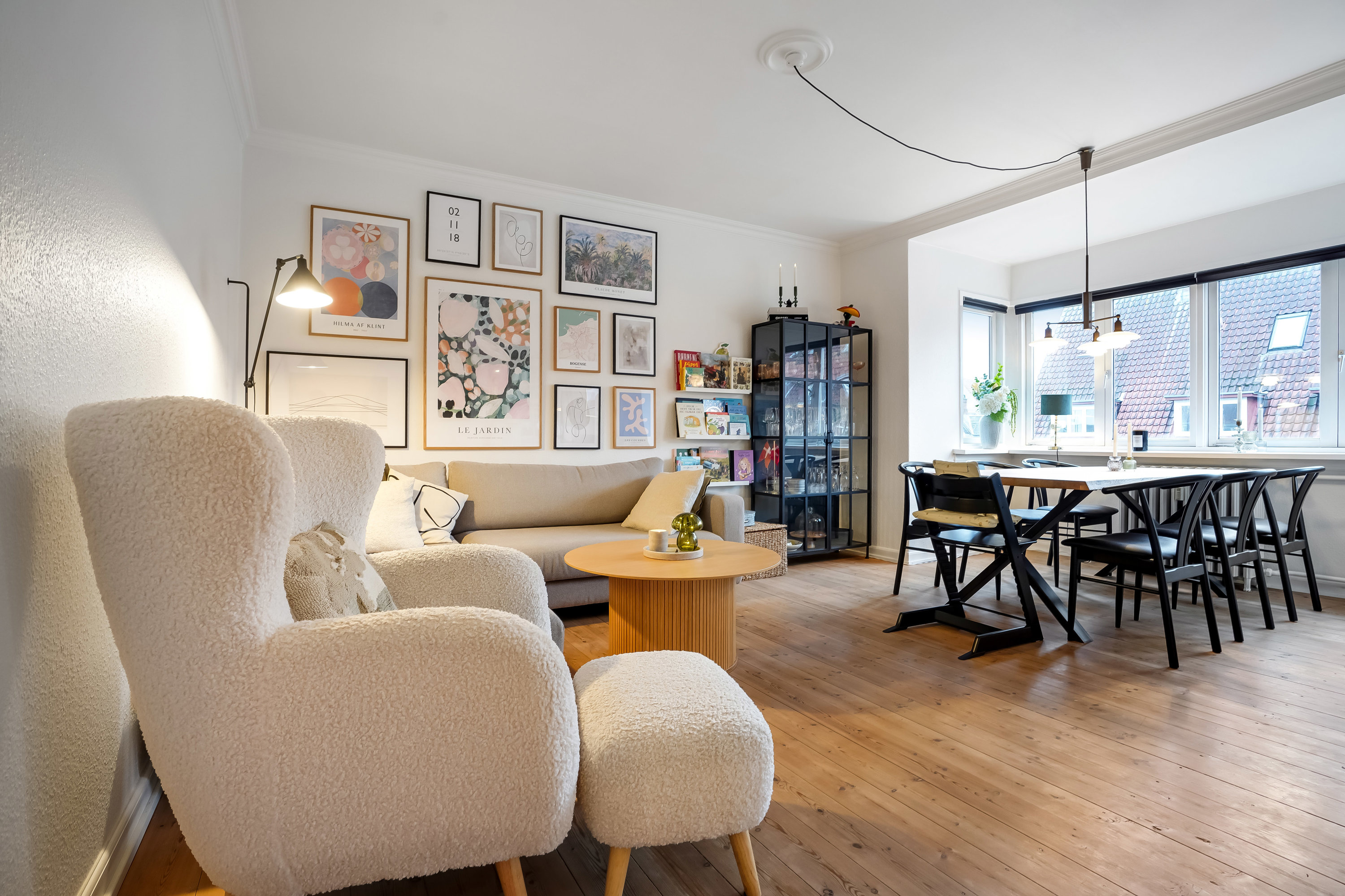 Fremhævet stue billede i fuldskærmstilstand. Billede af Reventlowsvej 54, 2. th., 5000 Odense C