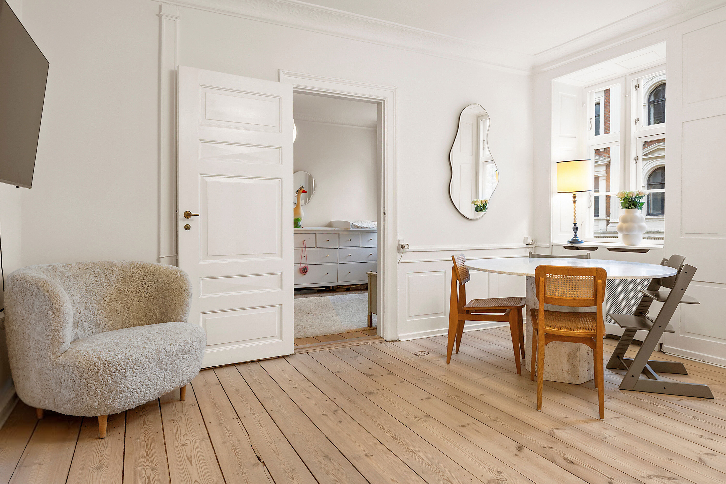 Fremhævet stue billede i fuldskærmstilstand. Billede af Fredericiagade 36, 2. tv., 1310 København K