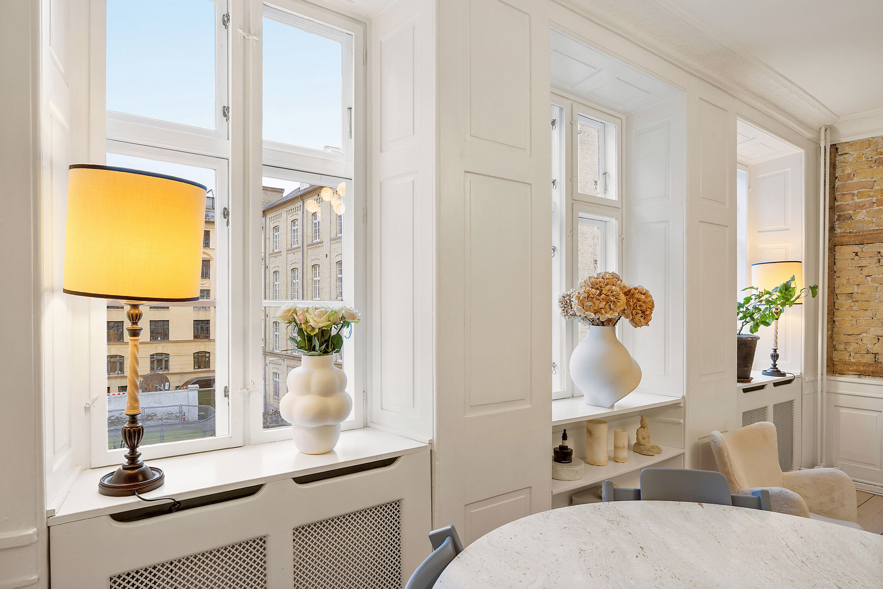 Fremhævet stue billede i fuldskærmstilstand. Billede af Fredericiagade 36, 2. tv., 1310 København K