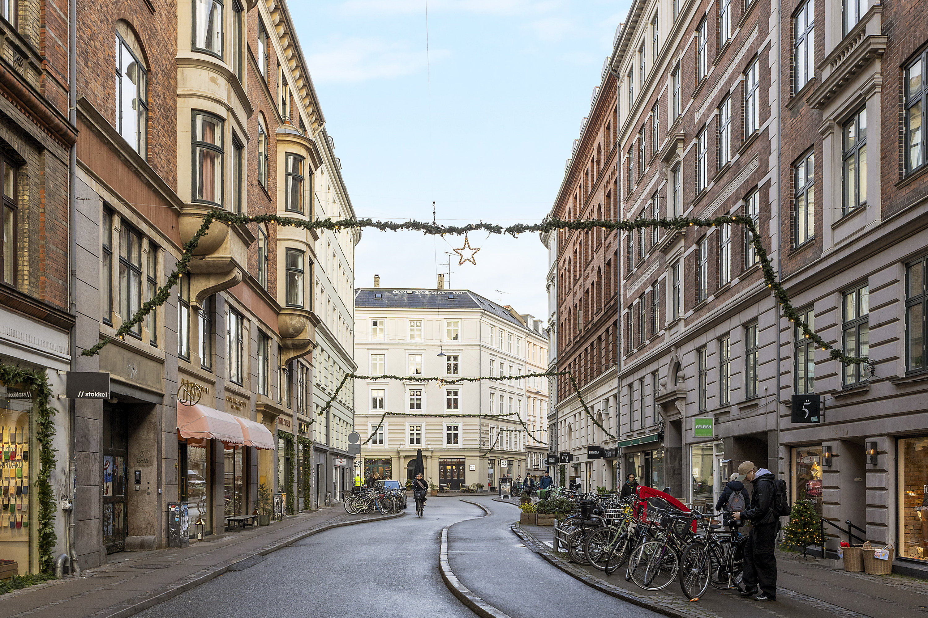 Fremhævet omgivelser billede i fuldskærmstilstand. Billede af Egegade 10, 5. th., 2200 København N