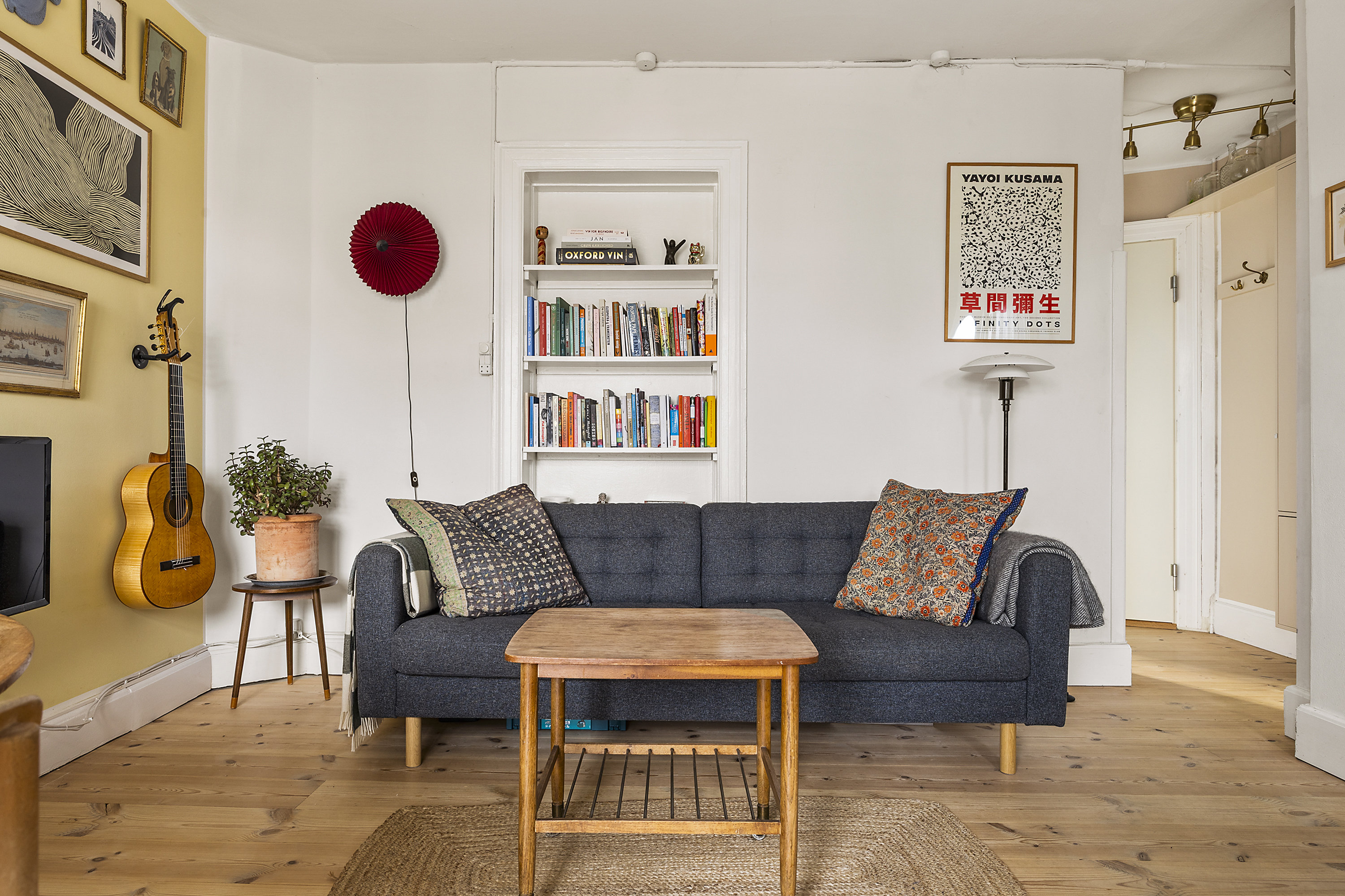 Fremhævet stue billede i fuldskærmstilstand. Billede af Egegade 10, 5. th., 2200 København N