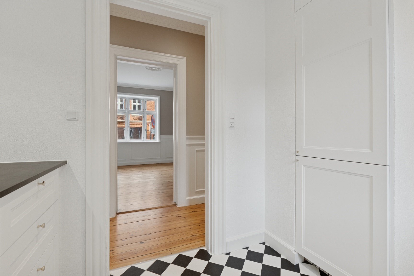 Fremhævet  billede i fuldskærmstilstand. Billede af Skolegade 70, st.. th., 6700 Esbjerg