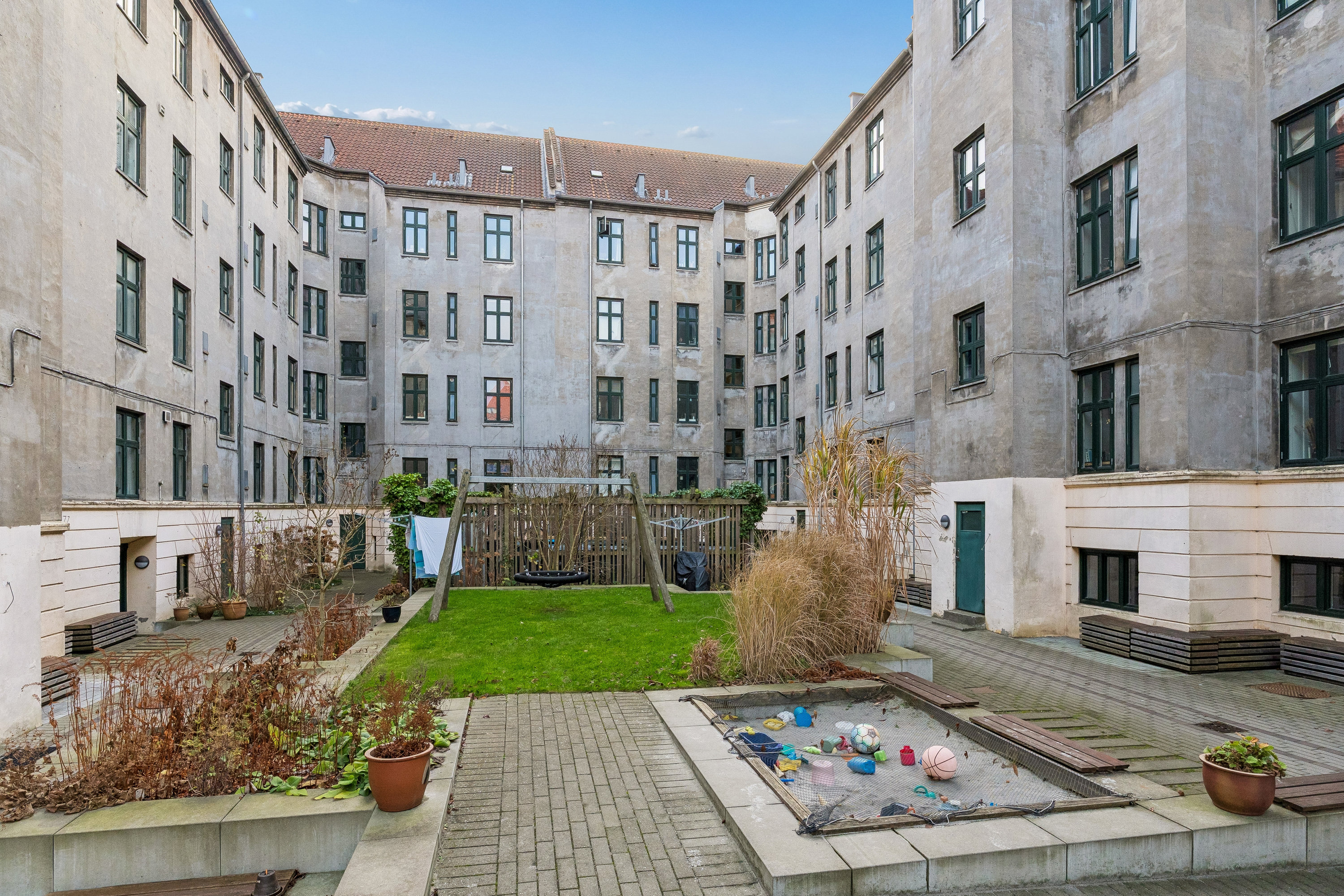 Fremhævet andet billede i fuldskærmstilstand. Billede af Kildevældsgade 74, 2. tv., 2100 København Ø