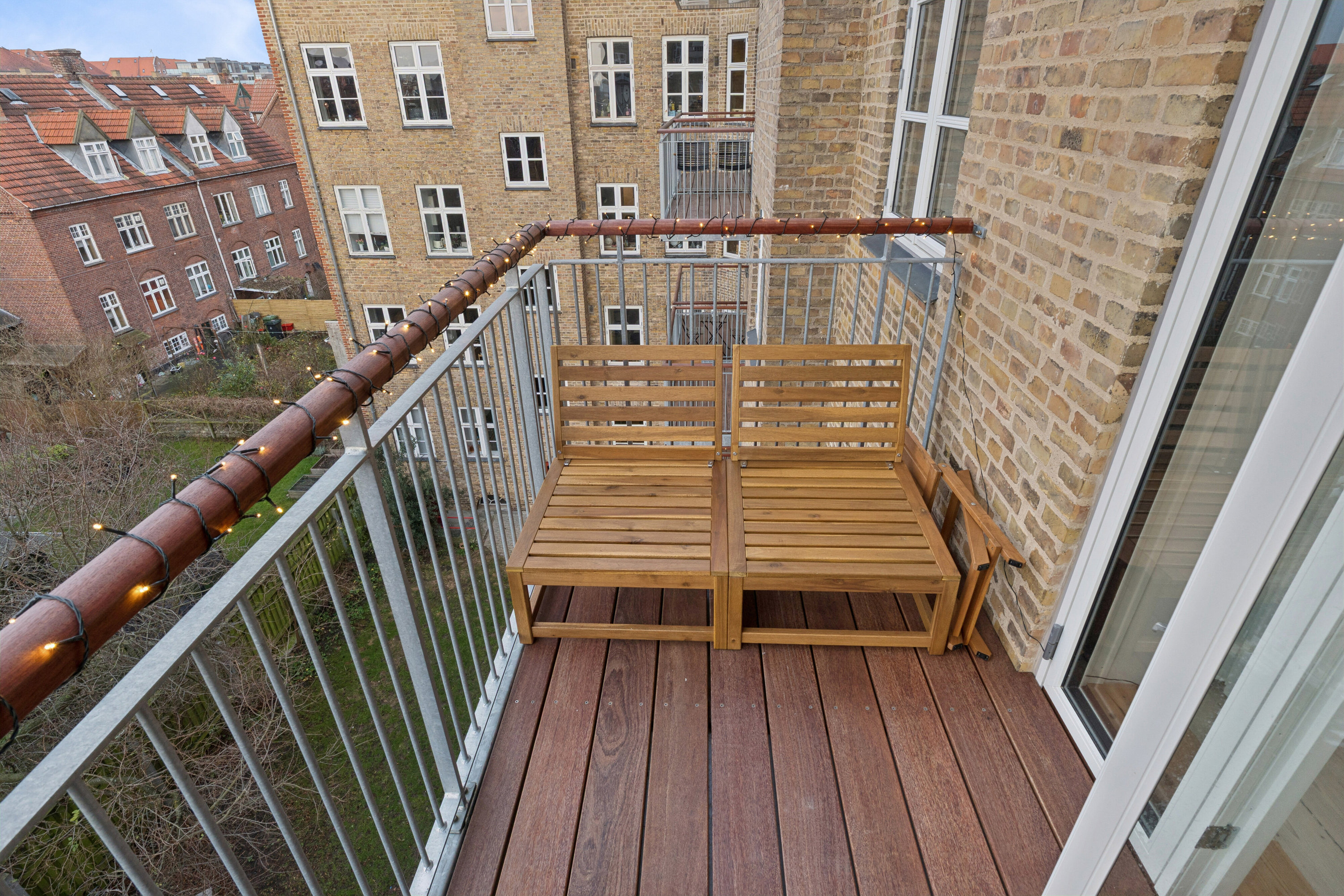 Fremhævet altan billede i fuldskærmstilstand. Billede af Ungarnsgade 70, 3. tv., 2300 København S