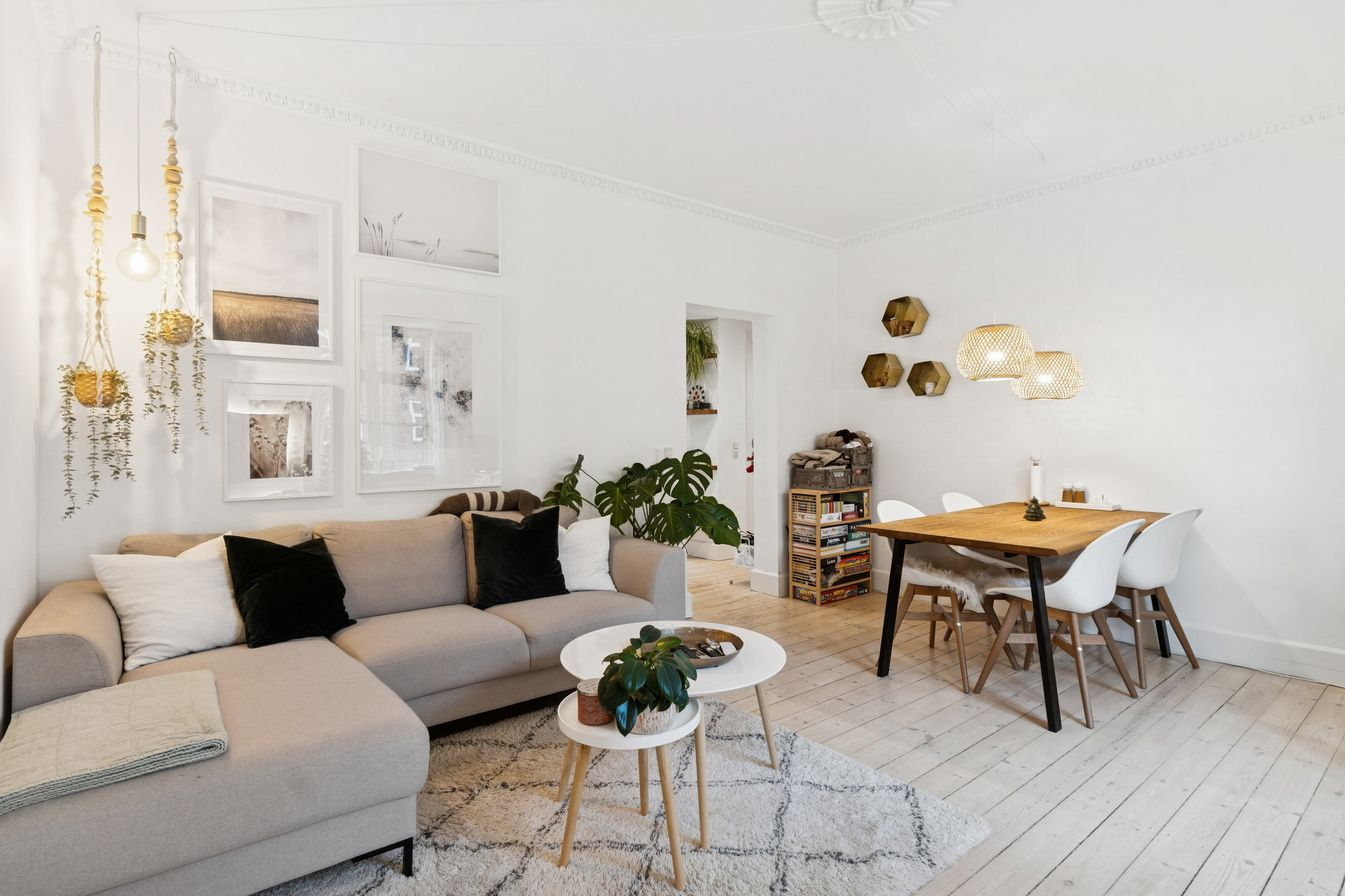 Miniaturebillede 1: stue. Billede af Ungarnsgade 70, 3. tv., 2300 København S