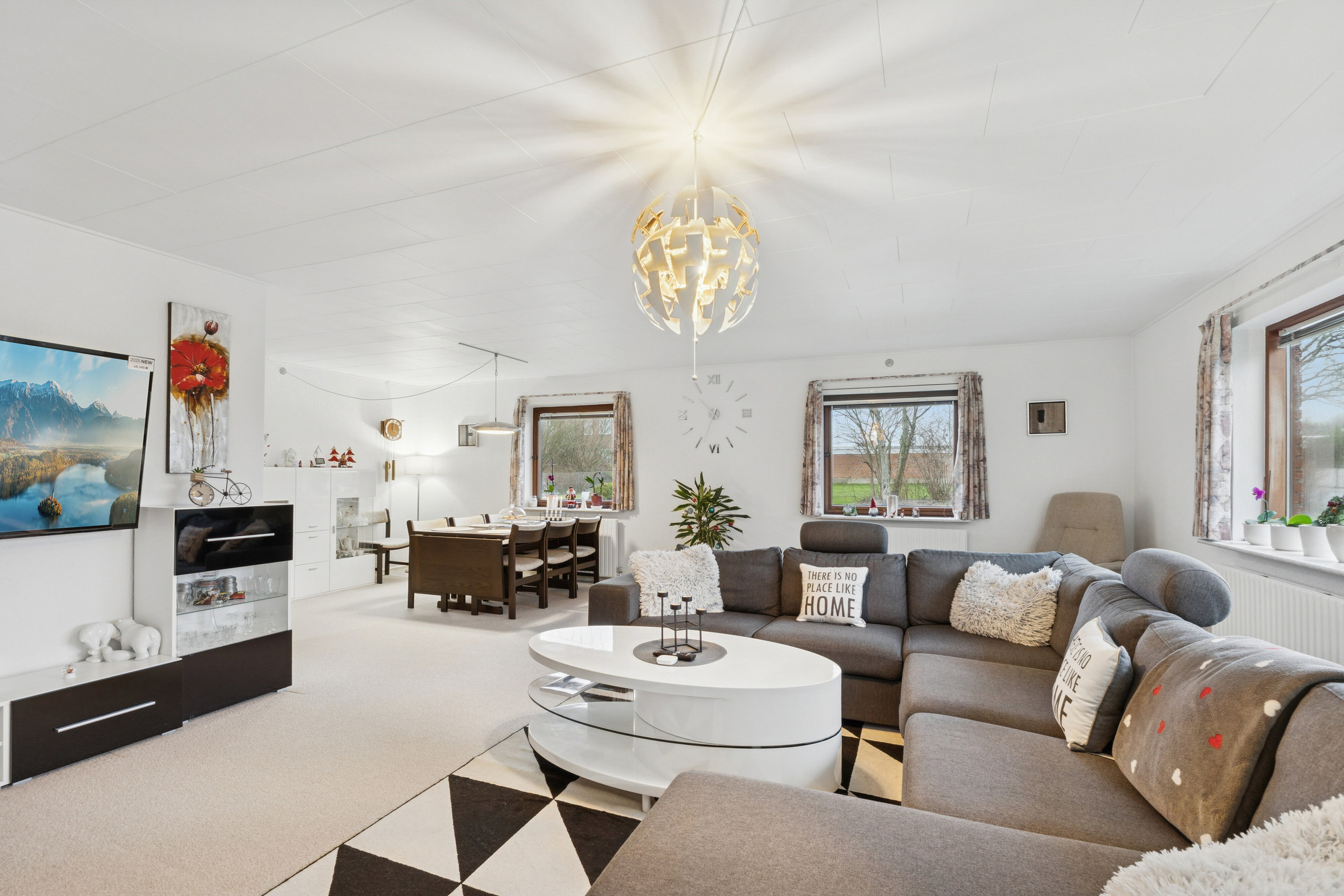 Fremhævet stue billede i fuldskærmstilstand. Billede af Skolegade 5, Hvidbjerg, 7790 Thyholm