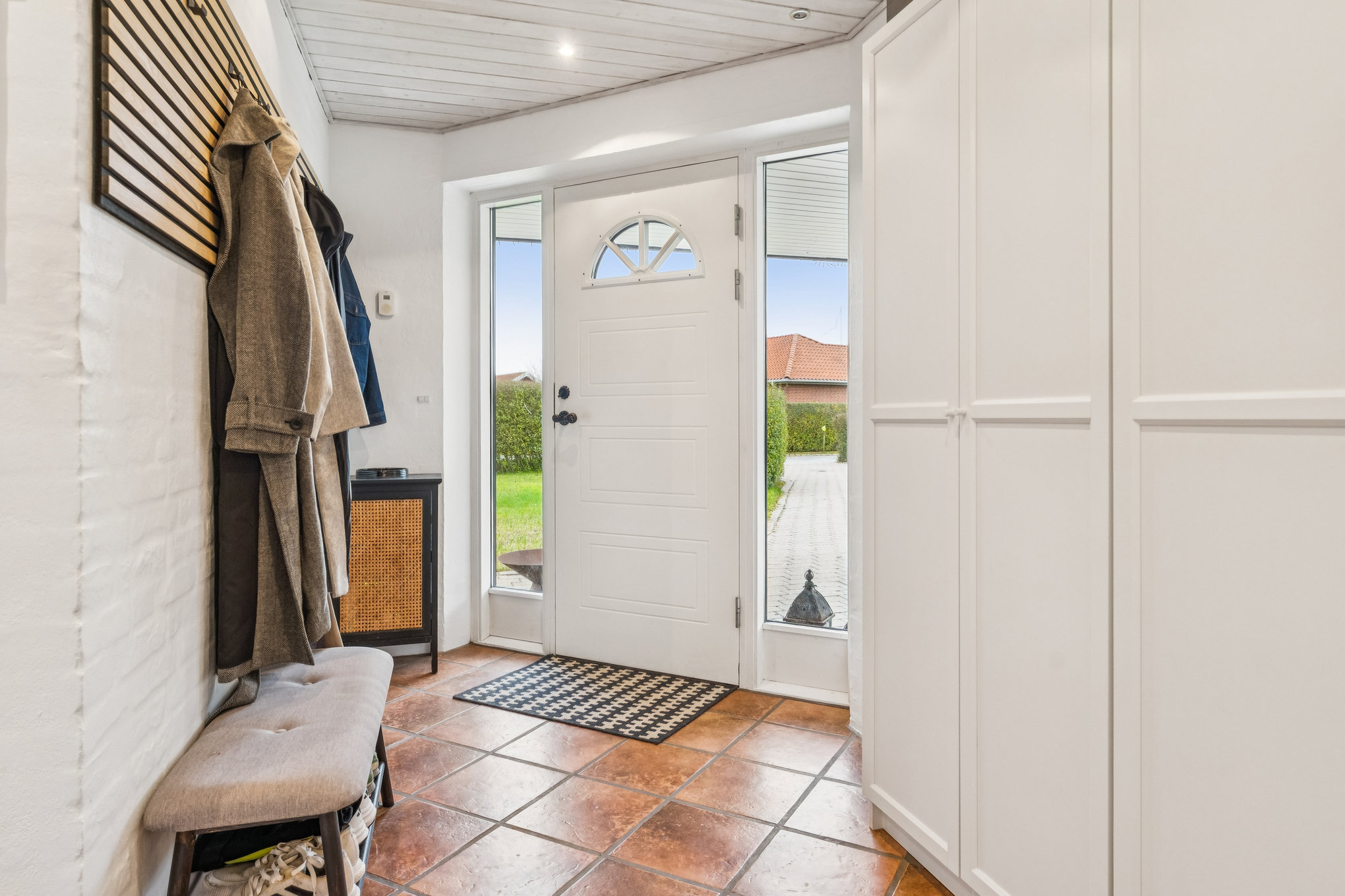 Fremhævet entré billede i fuldskærmstilstand. Billede af Pinjelunden 15, 8960 Randers SØ