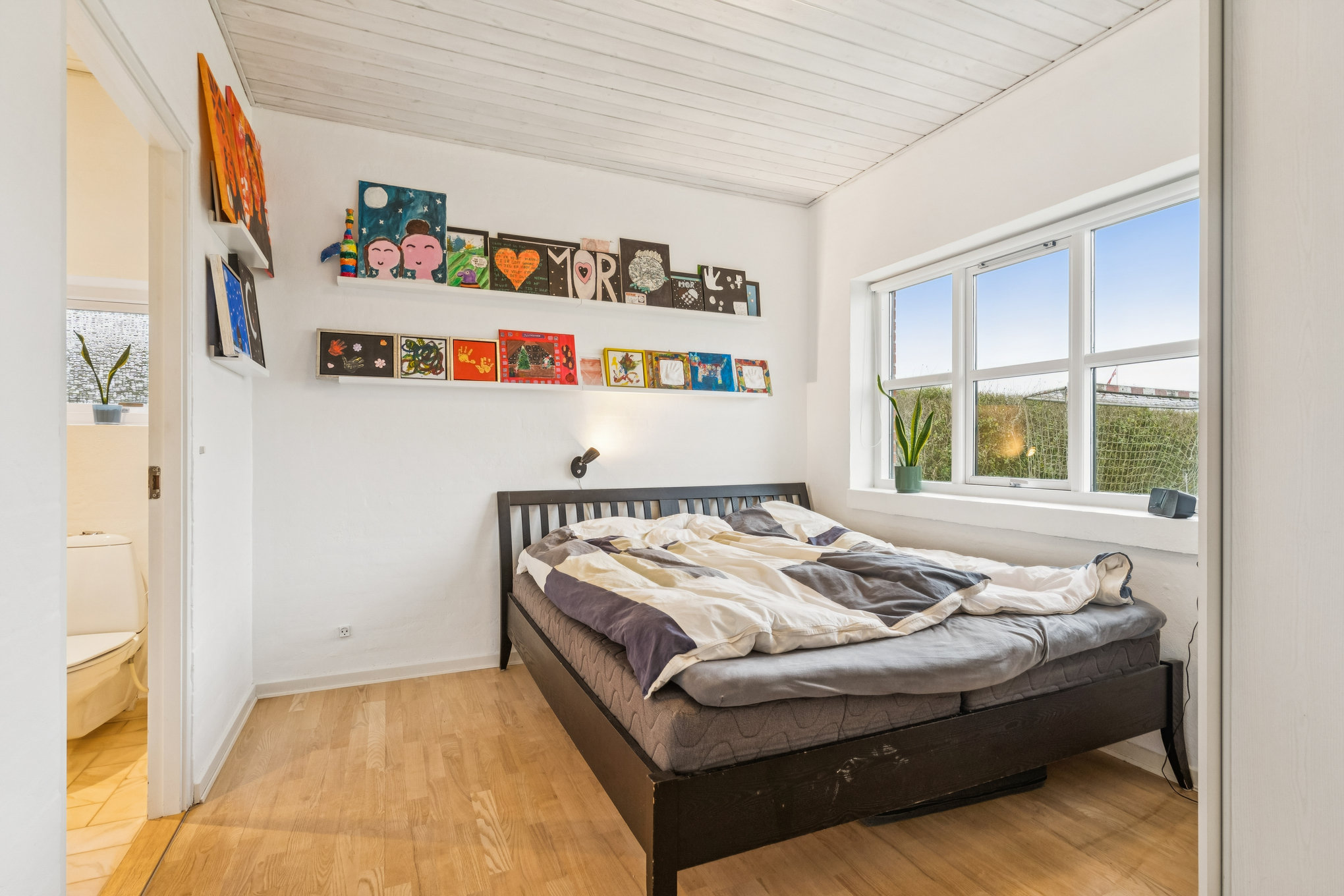 Fremhævet værelse billede i fuldskærmstilstand. Billede af Pinjelunden 15, 8960 Randers SØ