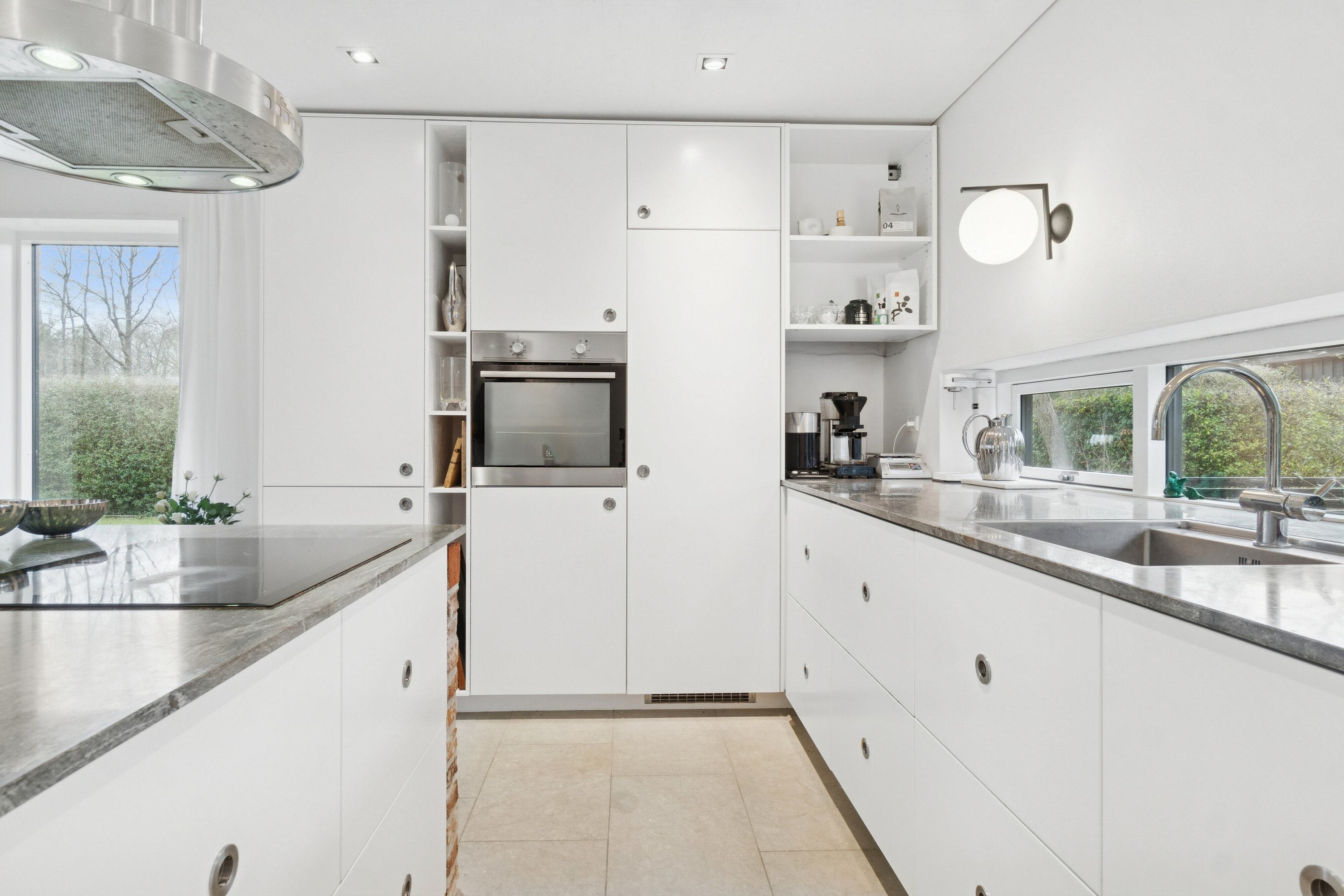 Fremhævet køkken billede i fuldskærmstilstand. Billede af Eghovedvej 57, 8340 Malling