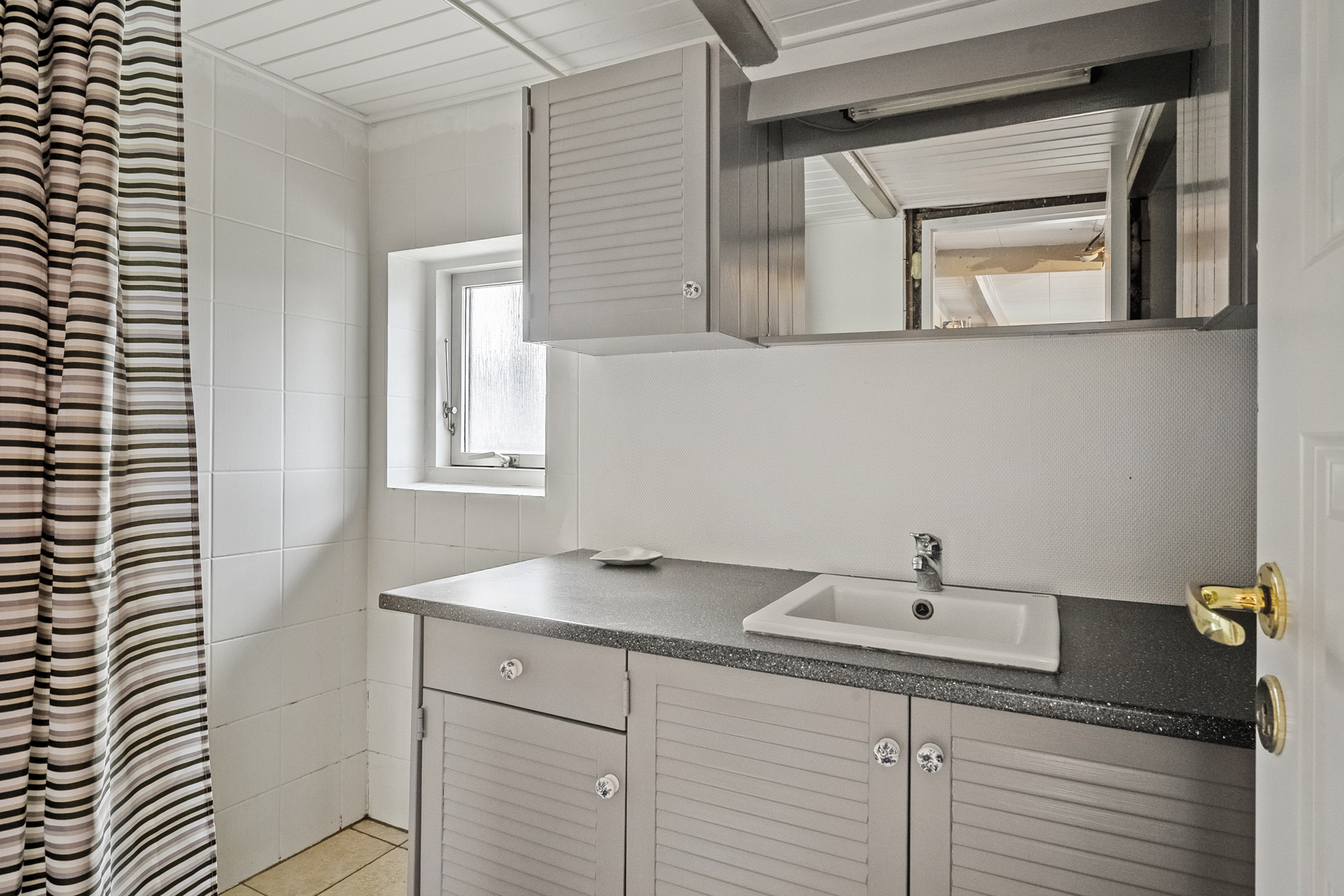 Fremhævet badeværelse billede i fuldskærmstilstand. Billede af Sandbjergvej 14, Søvind, 8700 Horsens