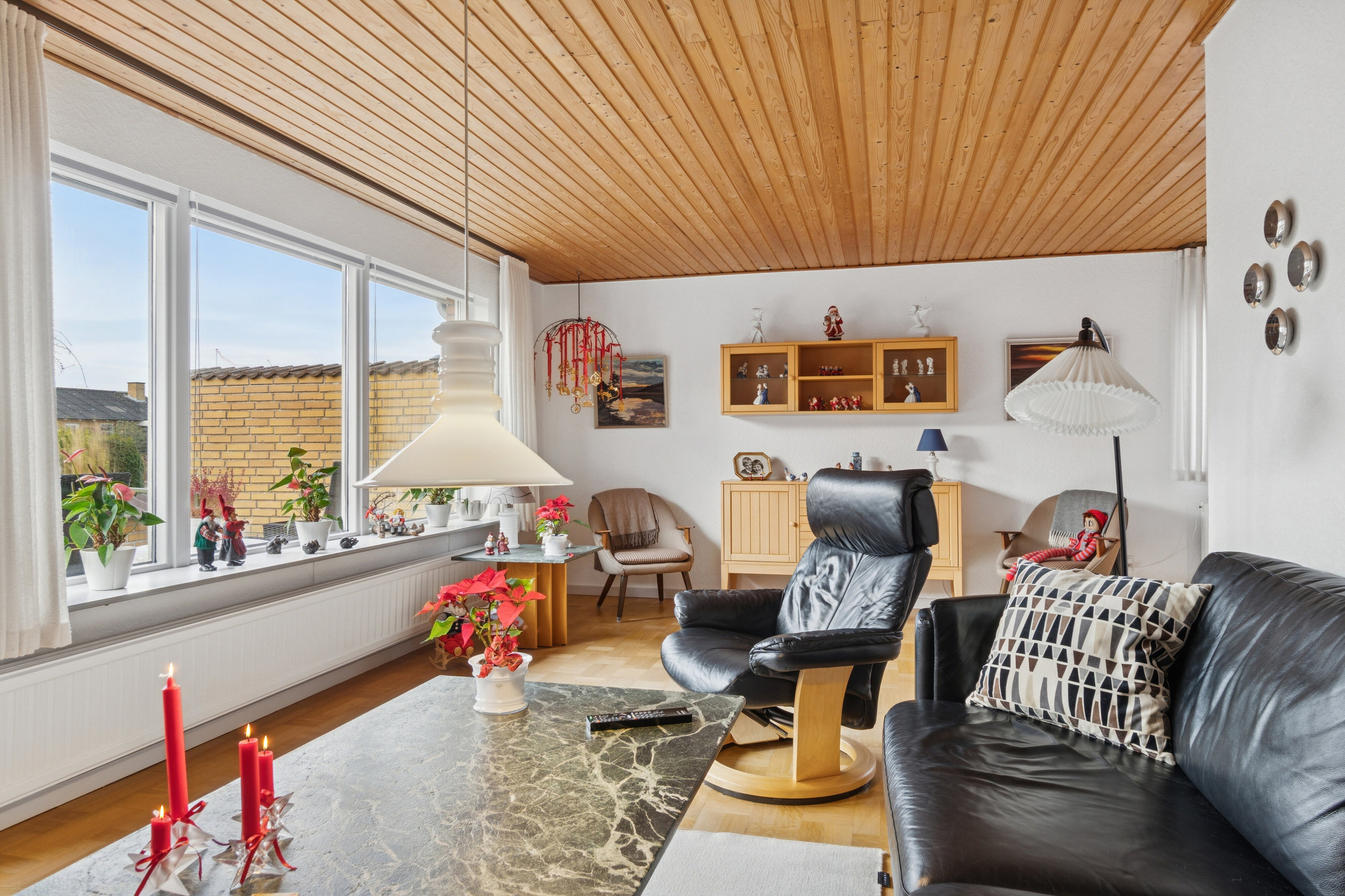 Fremhævet stue billede i fuldskærmstilstand. Billede af Agervej 3, 4400 Kalundborg