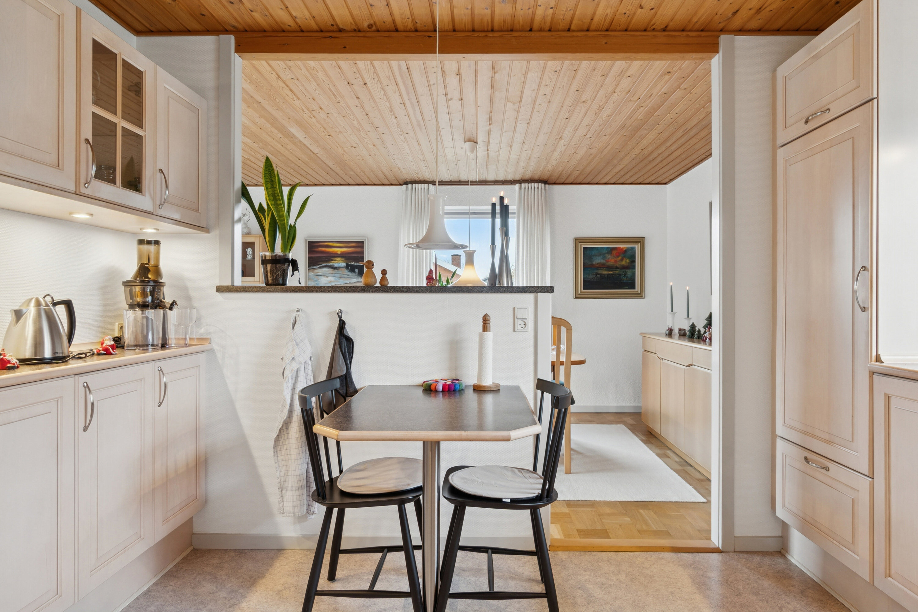 Fremhævet spisestue billede i fuldskærmstilstand. Billede af Agervej 3, 4400 Kalundborg