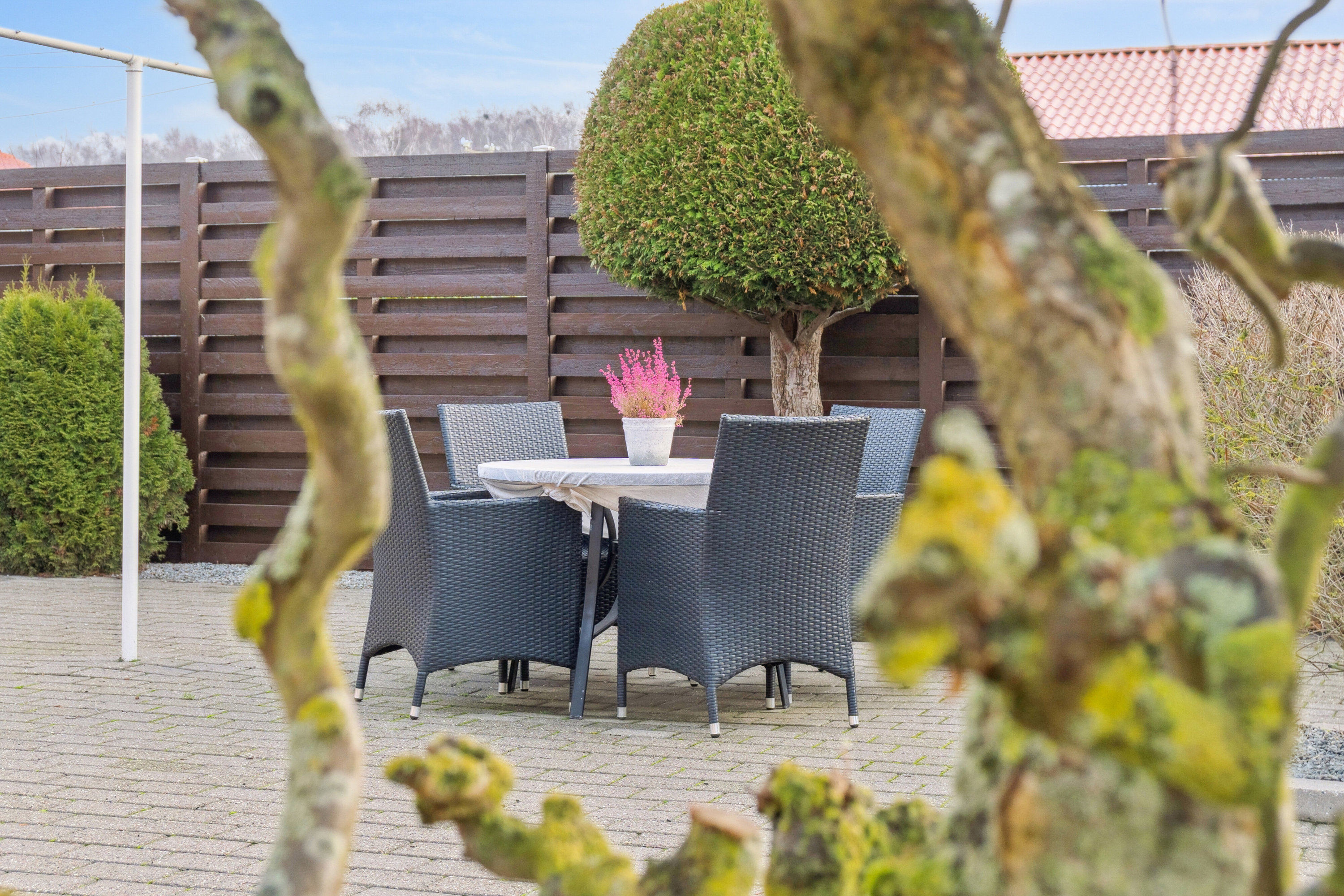 Fremhævet terrasse billede i fuldskærmstilstand. Billede af Agervej 3, 4400 Kalundborg