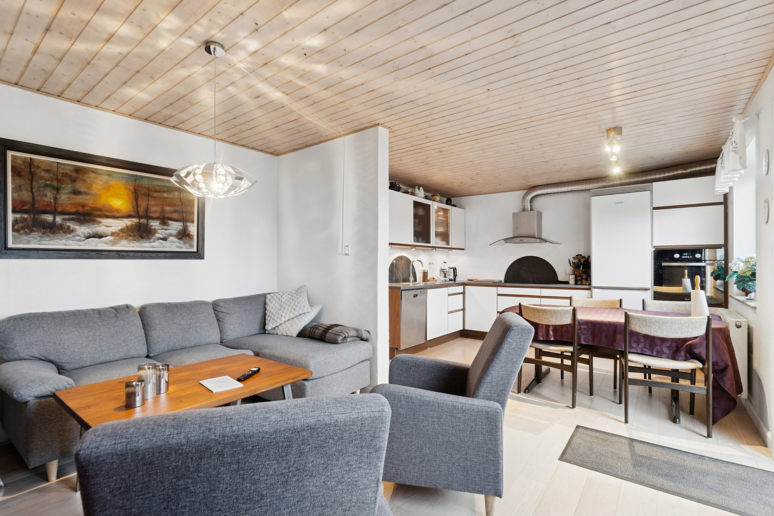 Fremhævet stue billede i fuldskærmstilstand. Billede af Nylandsvej 126, st.., 8600 Silkeborg