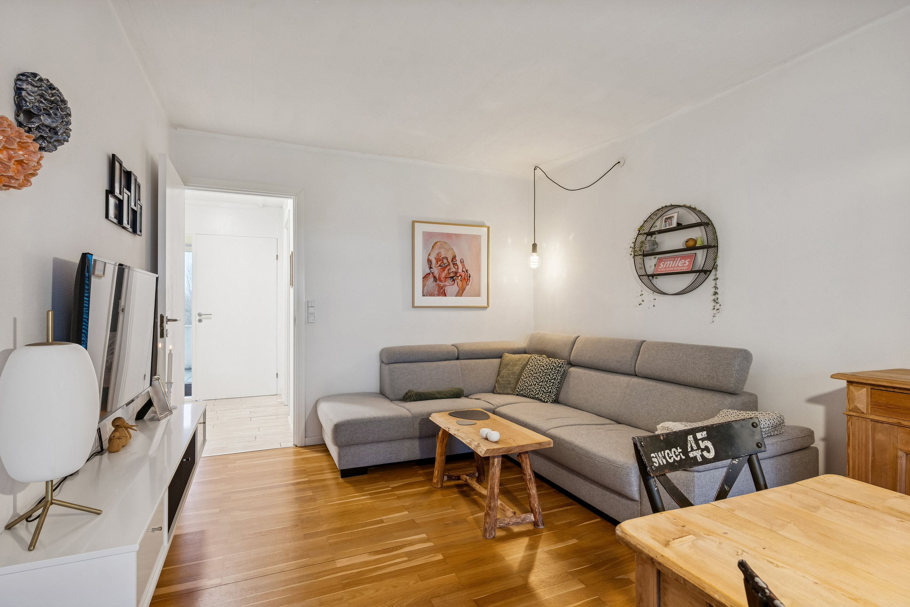 Fremhævet stue billede i fuldskærmstilstand. Billede af Kantorvænget 10, st.. 282., 8240 Risskov