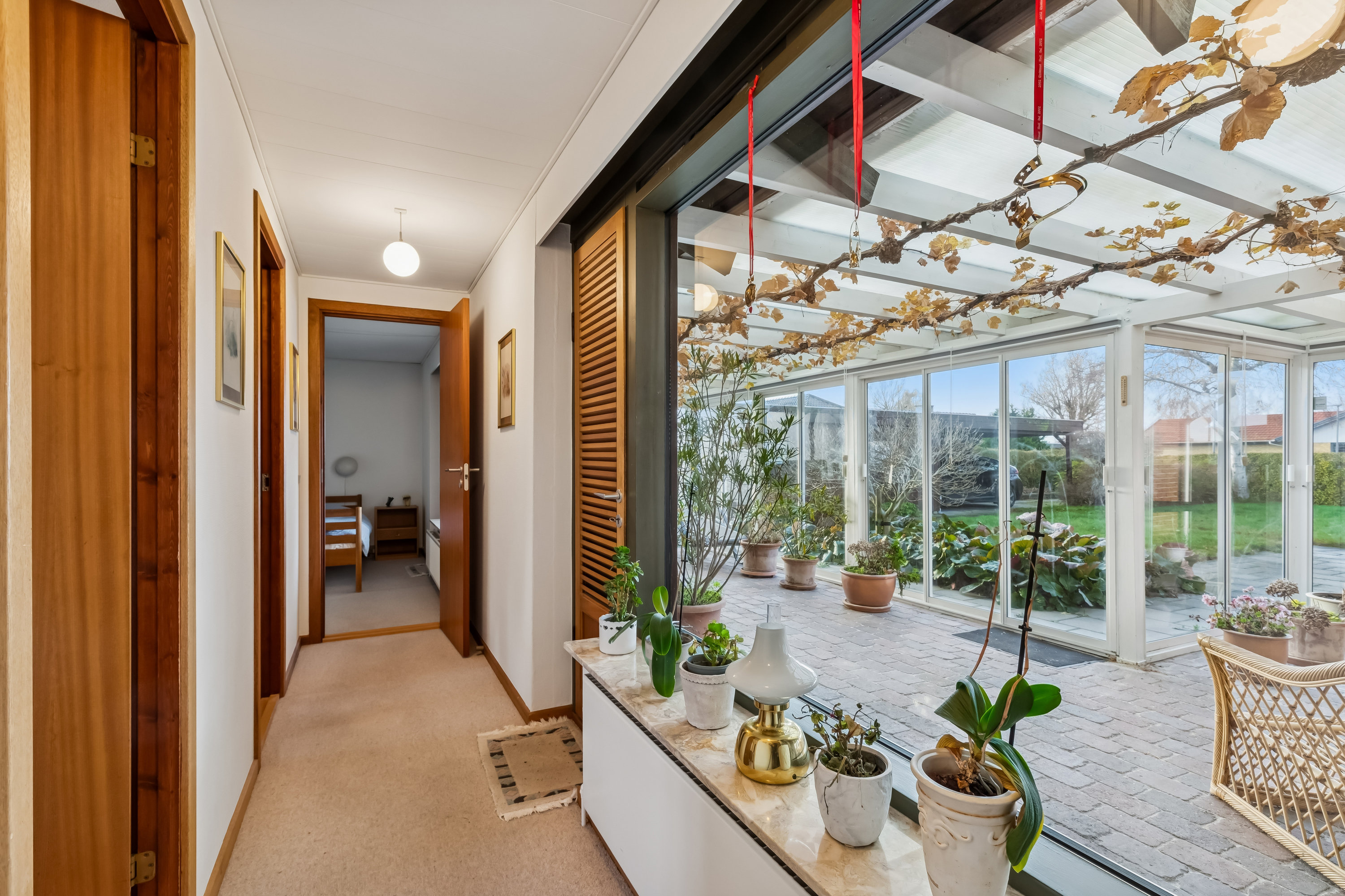 Fremhævet udestue billede i fuldskærmstilstand. Billede af Slettetoften 38, 2630 Taastrup