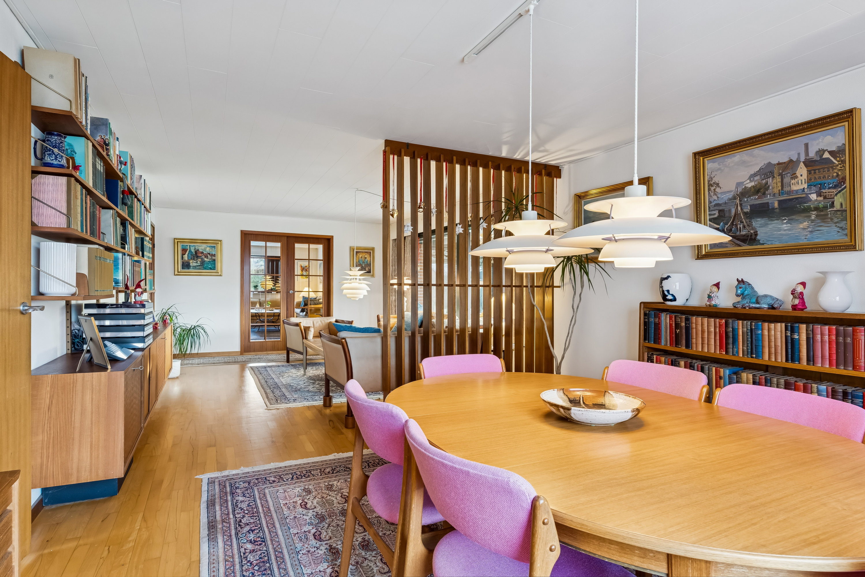 Fremhævet stue billede i fuldskærmstilstand. Billede af Slettetoften 38, 2630 Taastrup