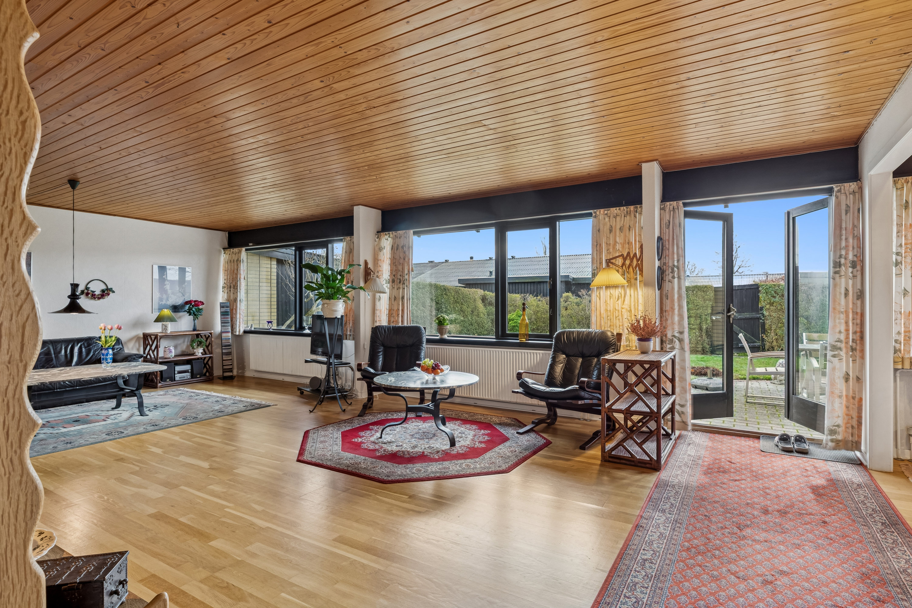 Fremhævet stue billede i fuldskærmstilstand. Billede af Grønhøjgårdsvej 169, 2630 Taastrup