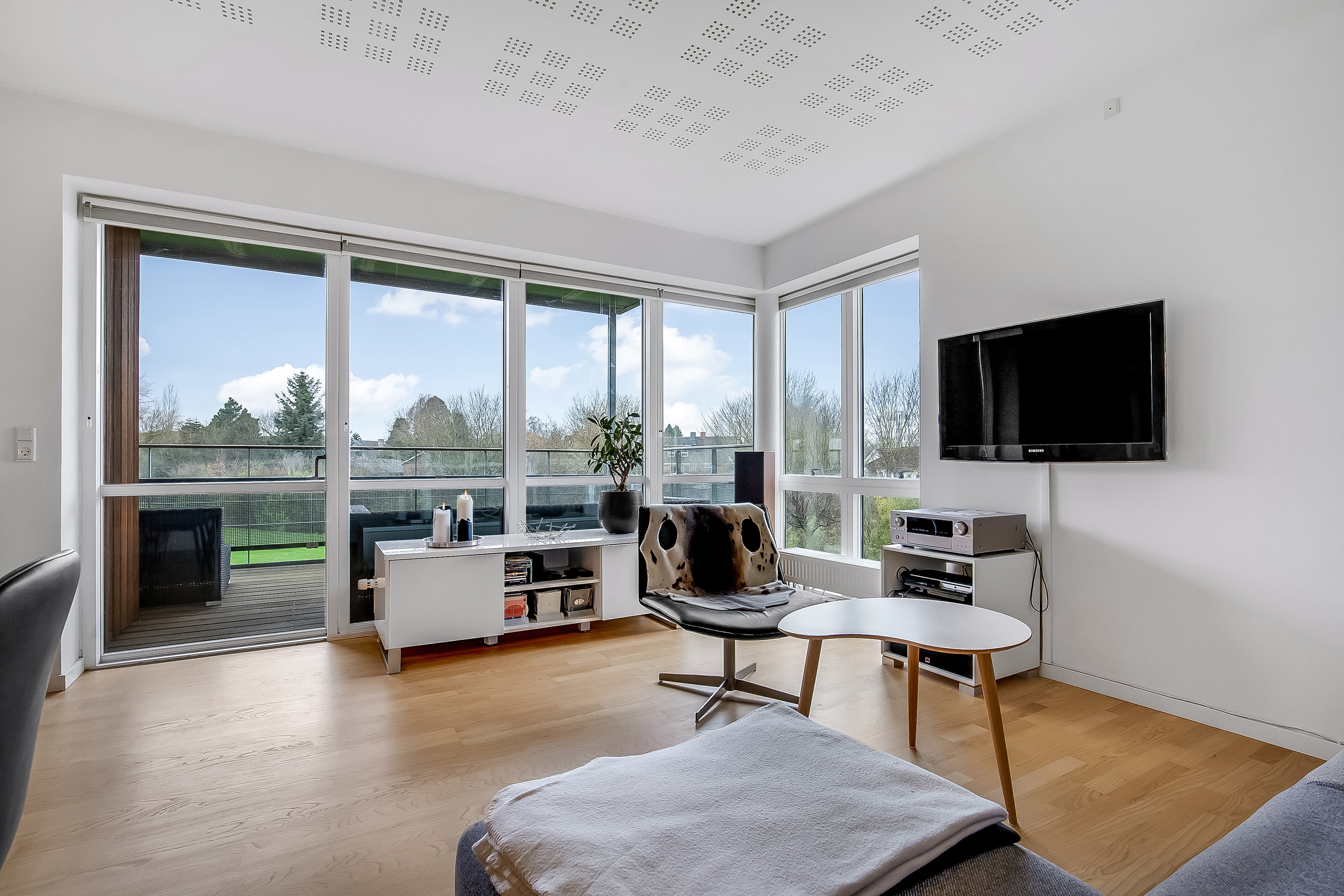 Fremhævet stue billede i fuldskærmstilstand. Billede af Tvedvej 71, 1. mf., 6000 Kolding