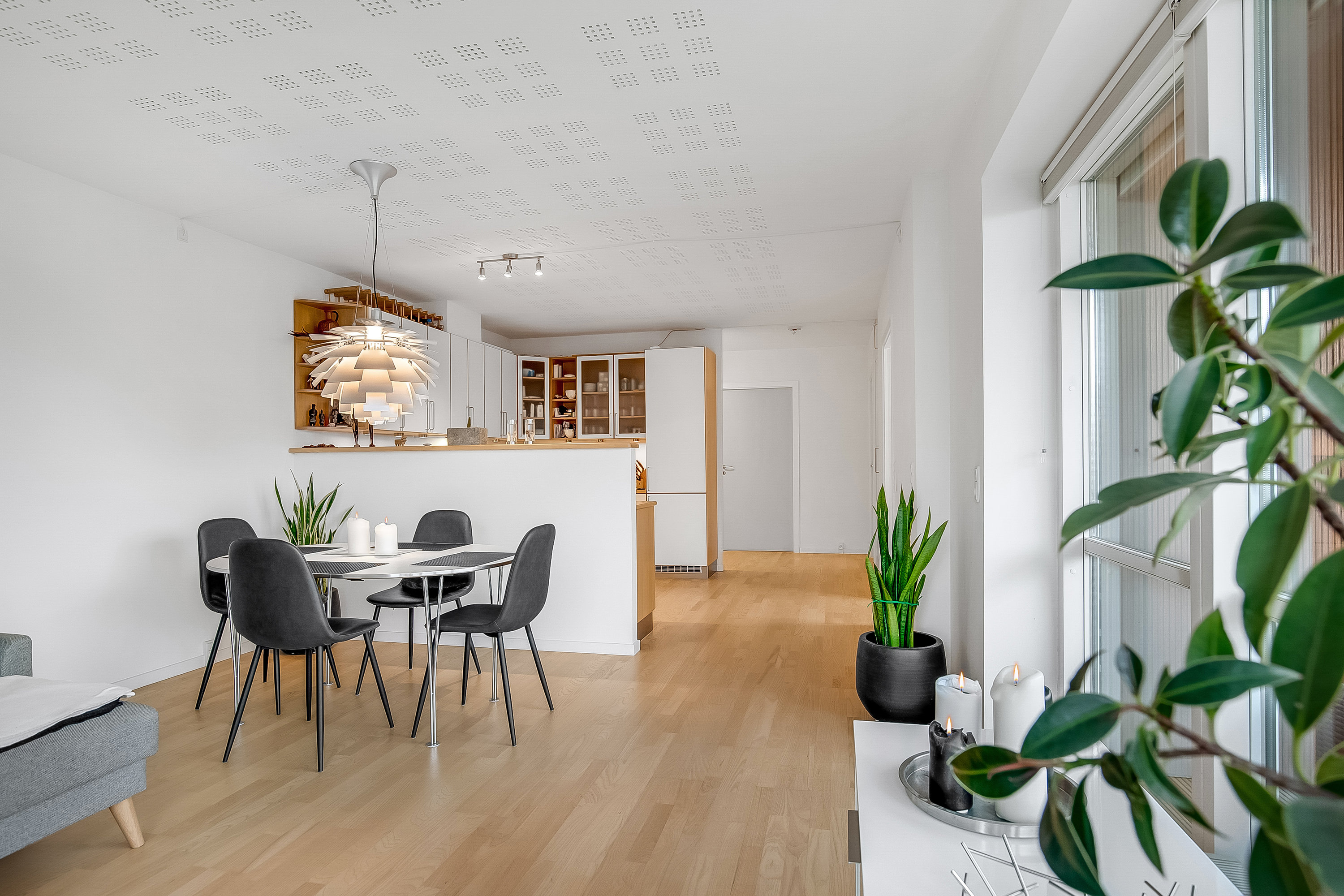 Fremhævet stue billede i fuldskærmstilstand. Billede af Tvedvej 71, 1. mf., 6000 Kolding