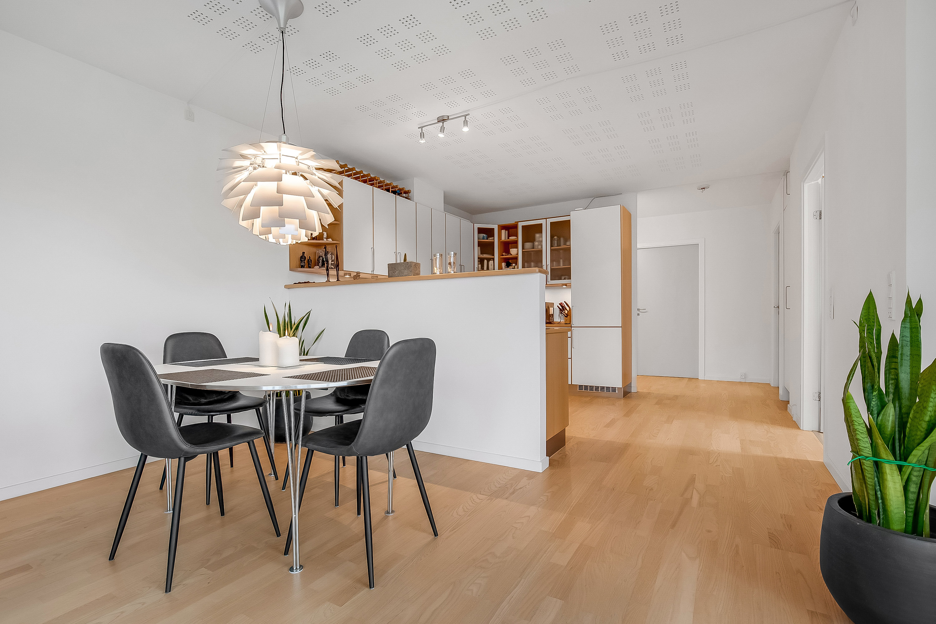 Fremhævet køkken billede i fuldskærmstilstand. Billede af Tvedvej 71, 1. mf., 6000 Kolding