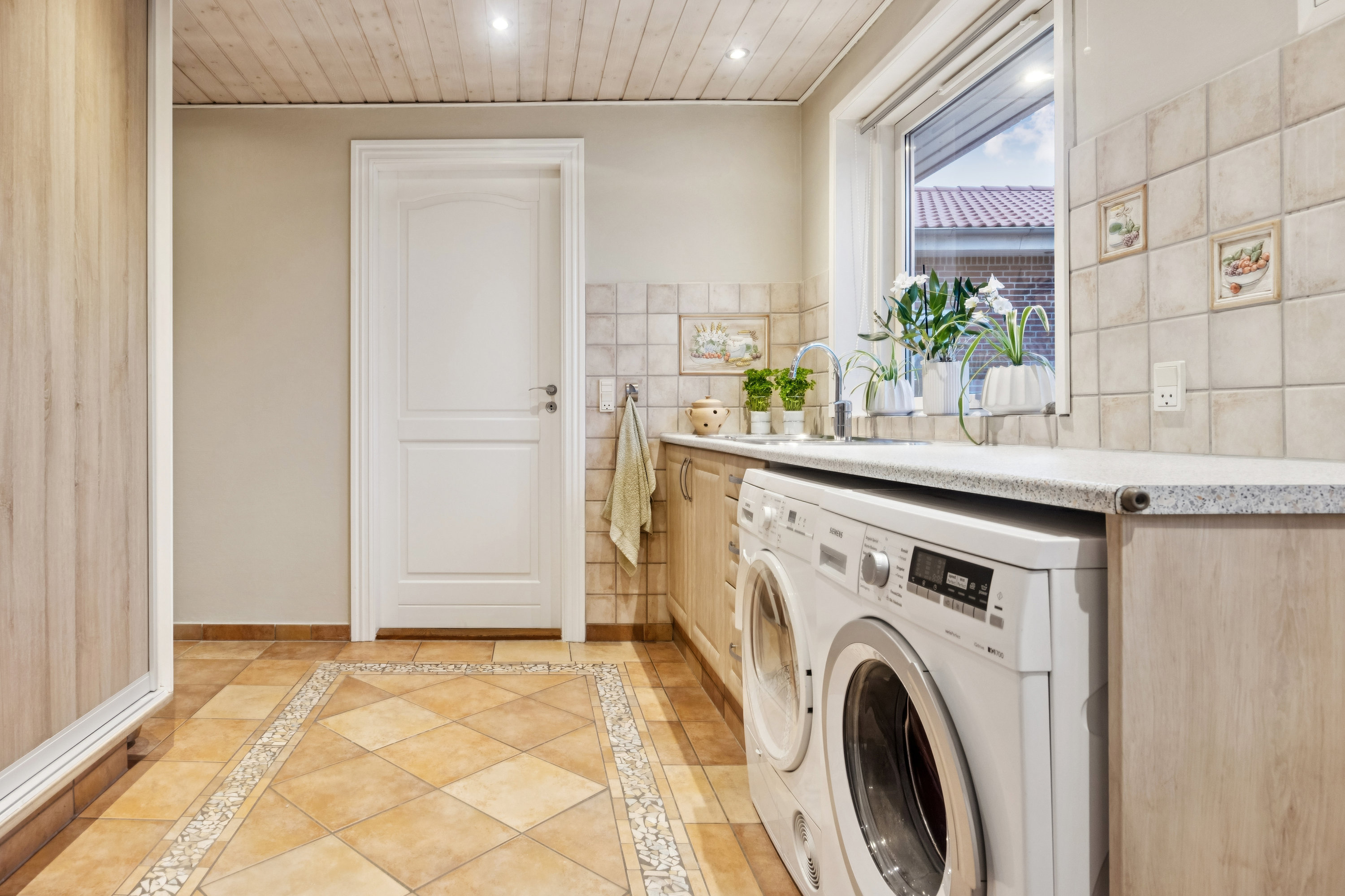 Fremhævet bryggers billede i fuldskærmstilstand. Billede af Hou Engvej 100, Melholt, 9340 Asaa