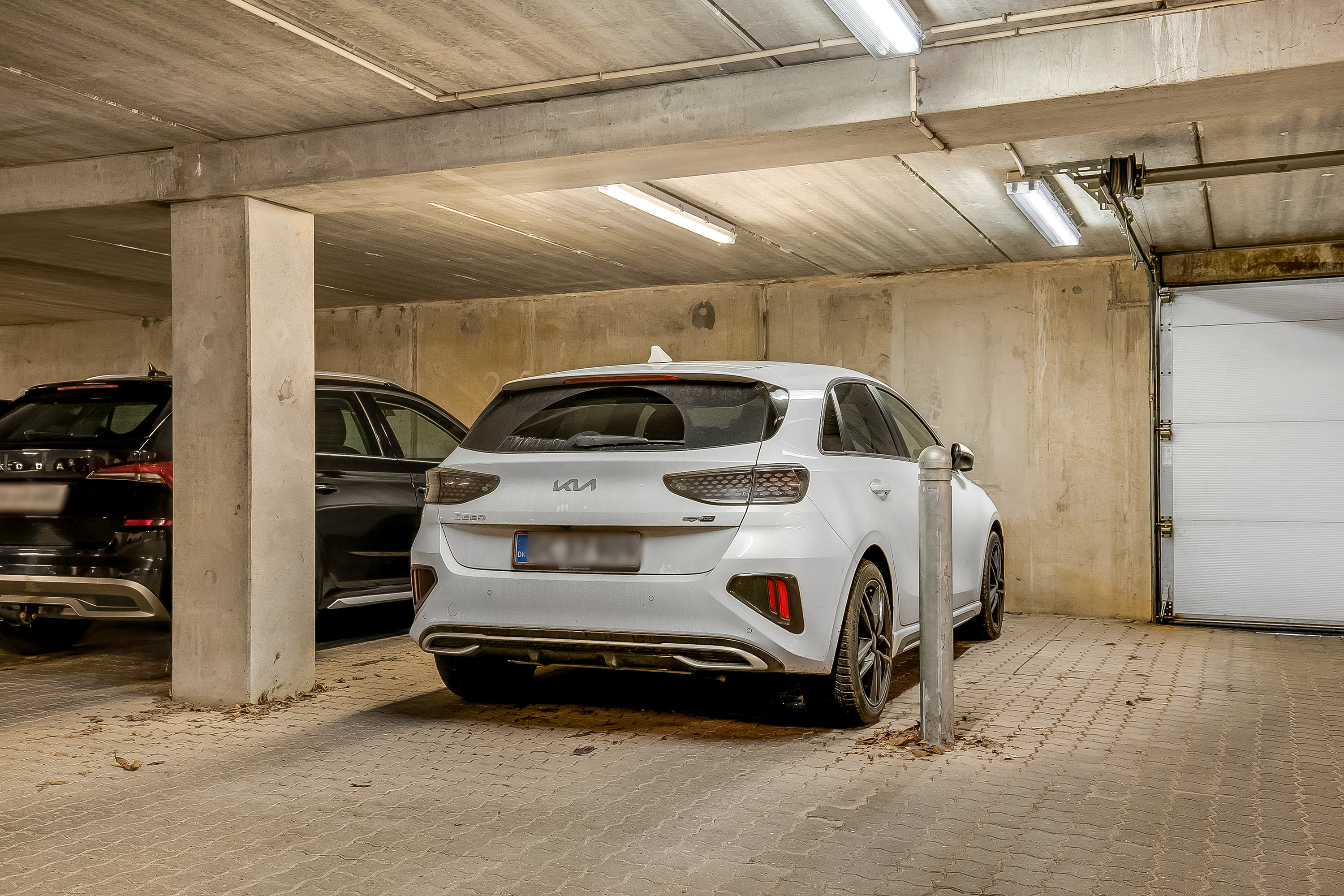 Fremhævet parkeringsplads billede i fuldskærmstilstand. Billede af Tvedvej 71, 1. mf., 6000 Kolding