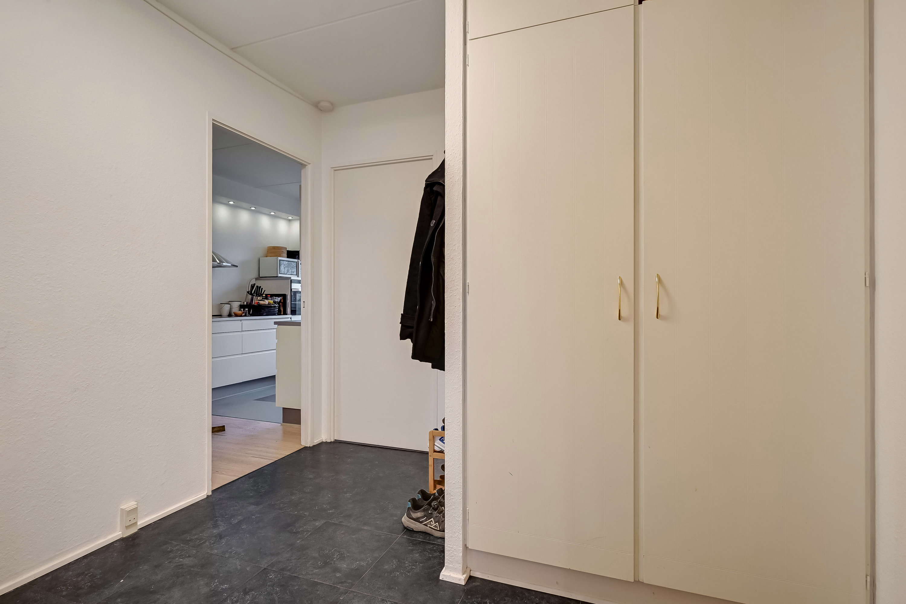 Fremhævet andet billede i fuldskærmstilstand. Billede af Fynsgade 15, 1. th., 6700 Esbjerg