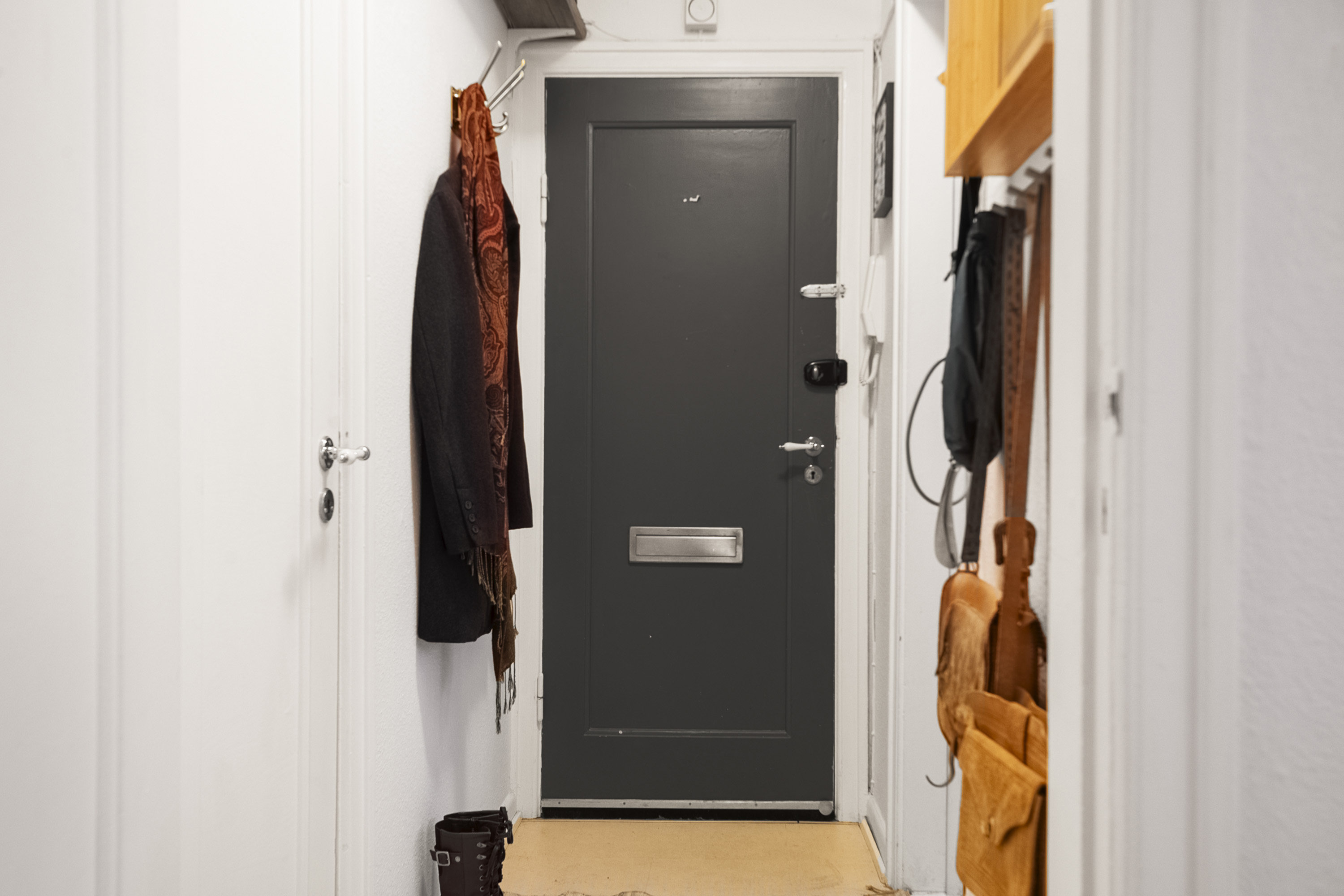 Fremhævet entré billede i fuldskærmstilstand. Billede af Ove Gjeddes Gade 5, st.. tv., Trøjborg, 8200 Aarhus N