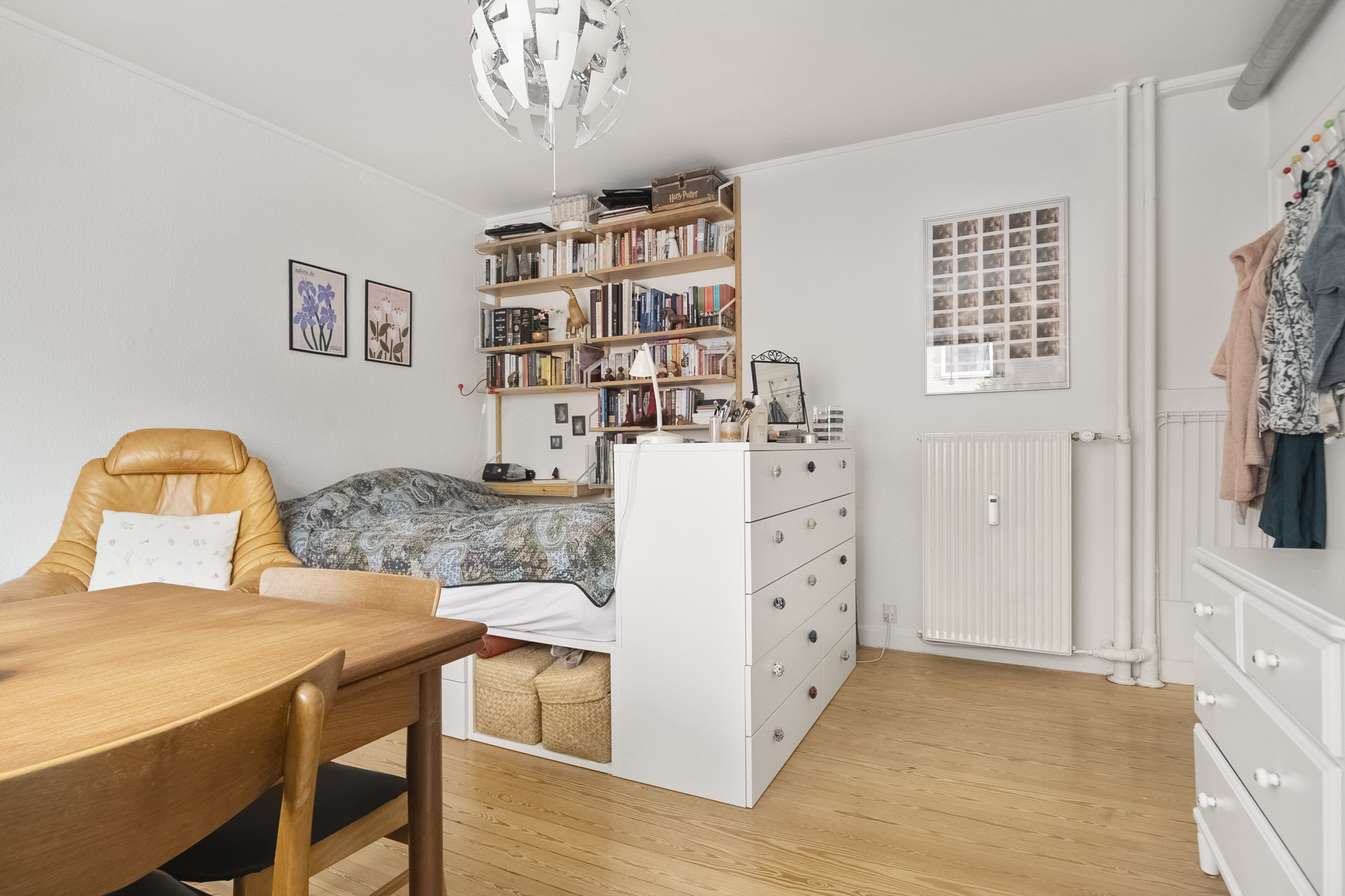 Fremhævet soveværelse billede i fuldskærmstilstand. Billede af Ove Gjeddes Gade 5, st.. tv., Trøjborg, 8200 Aarhus N