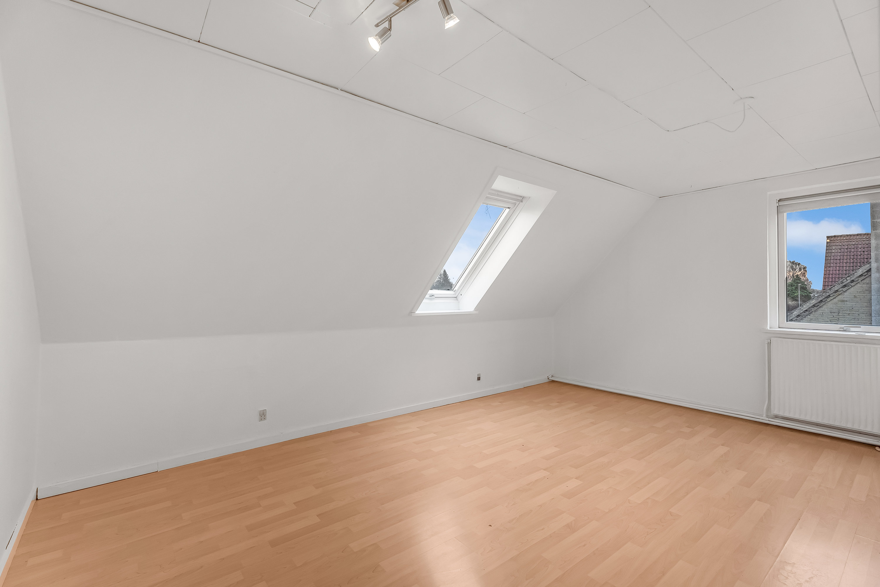 Fremhævet andet billede i fuldskærmstilstand. Billede af Kirke Allé 52, 4970 Rødby