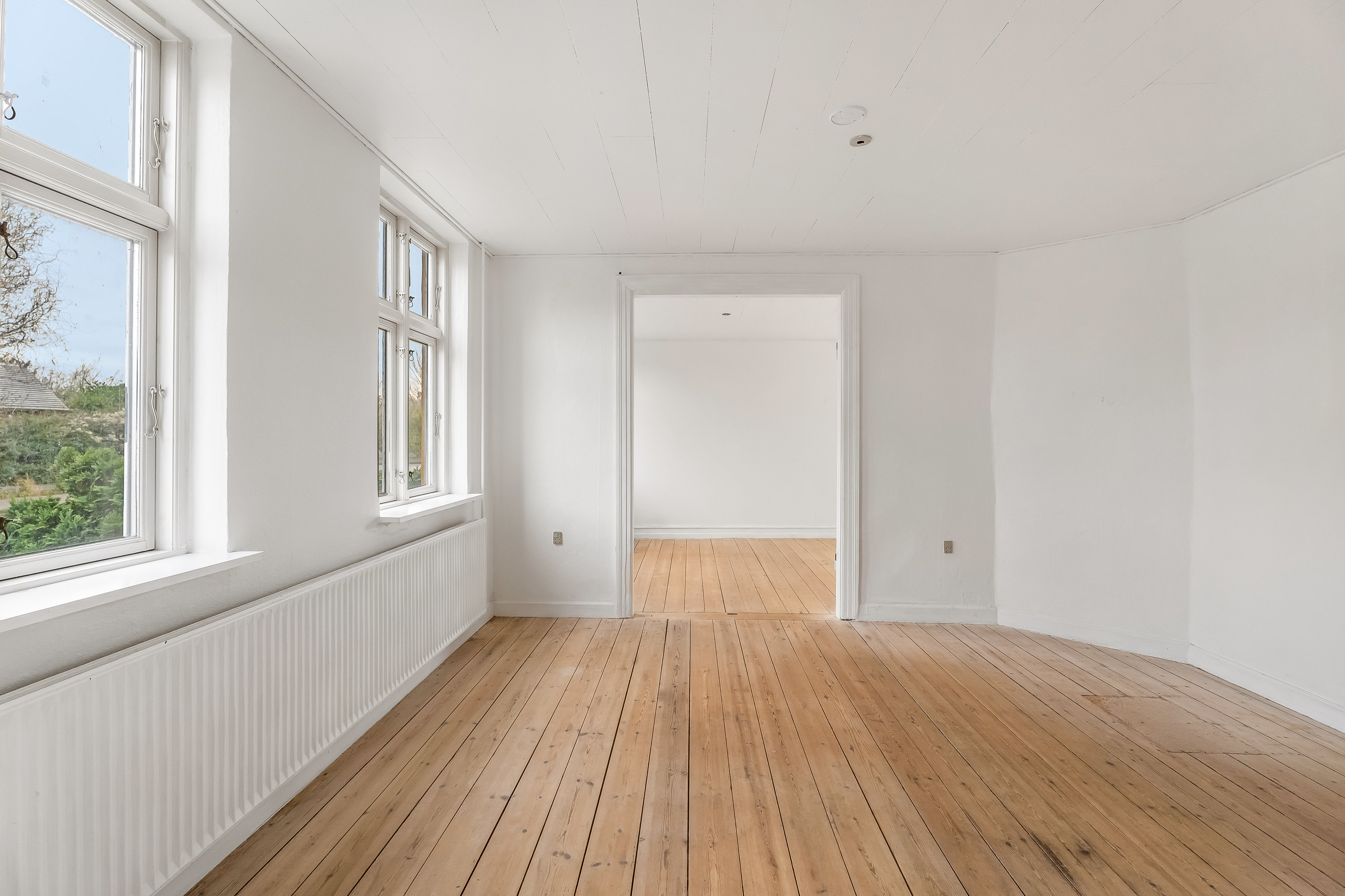 Fremhævet stue billede i fuldskærmstilstand. Billede af Kirke Allé 52, 4970 Rødby