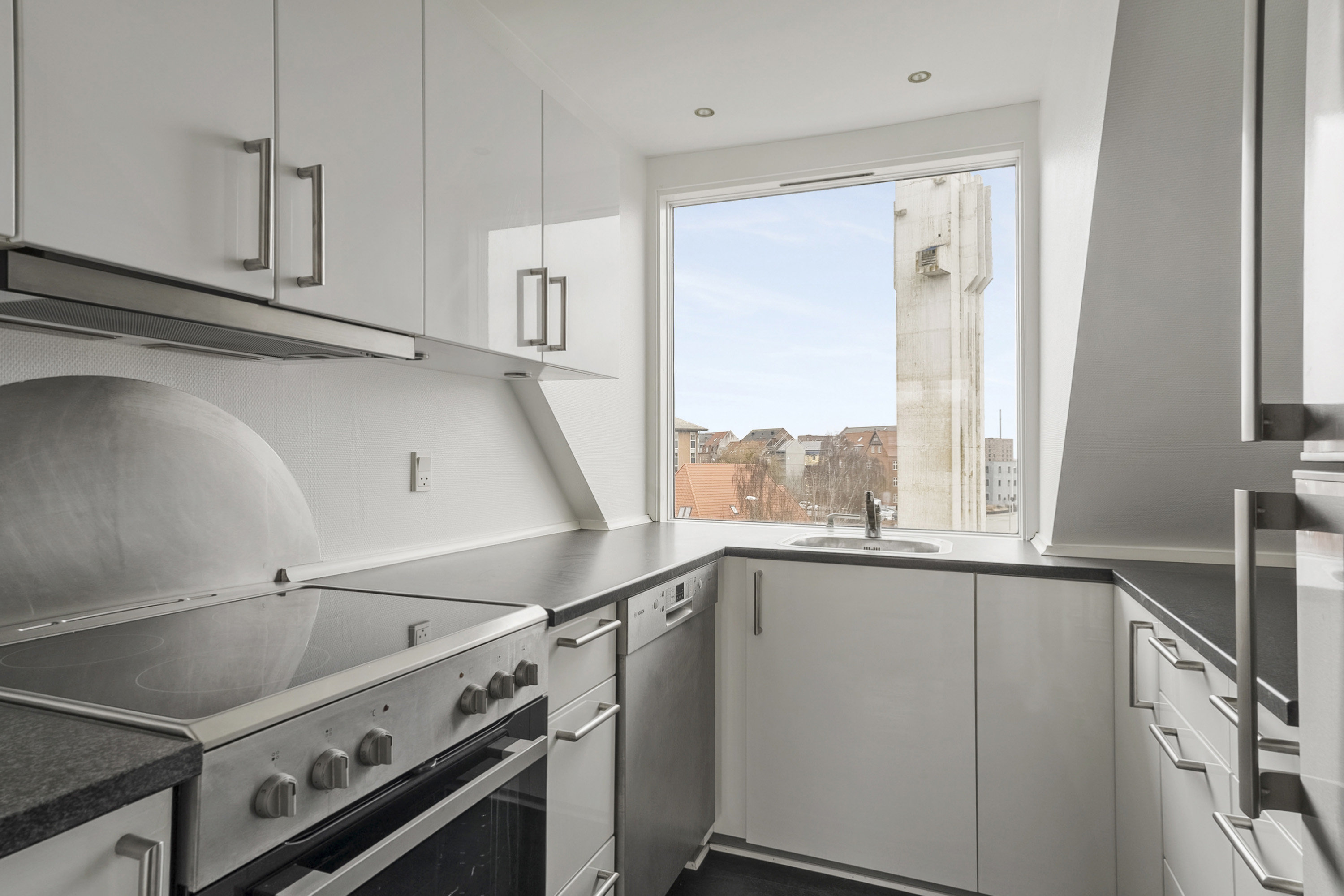 Fremhævet køkken billede i fuldskærmstilstand. Billede af Bygholm Parkvej 17B, 3. tv., 8700 Horsens