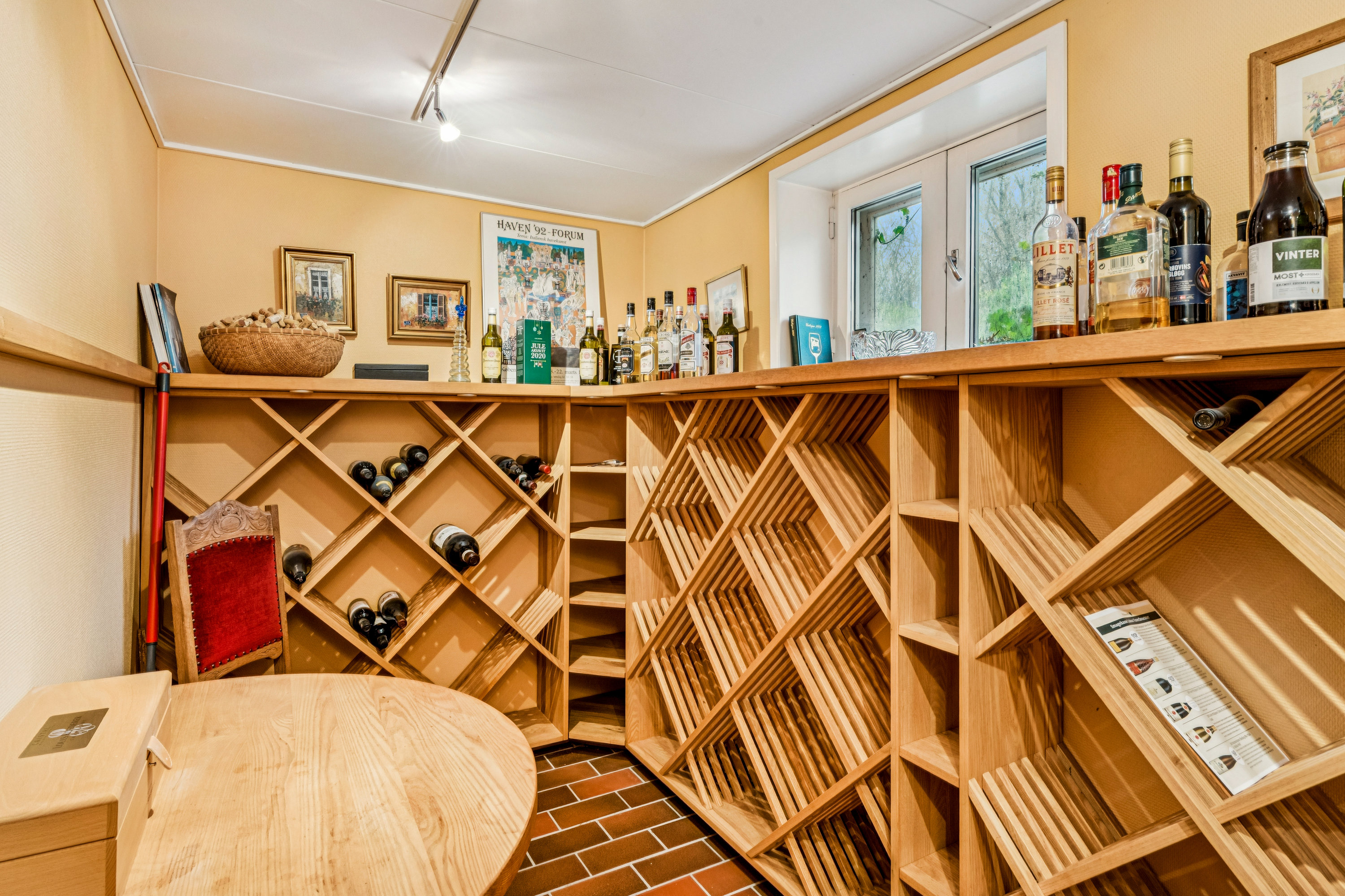 Fremhævet værelse billede i fuldskærmstilstand. Billede af Engvej 3, 9280 Storvorde