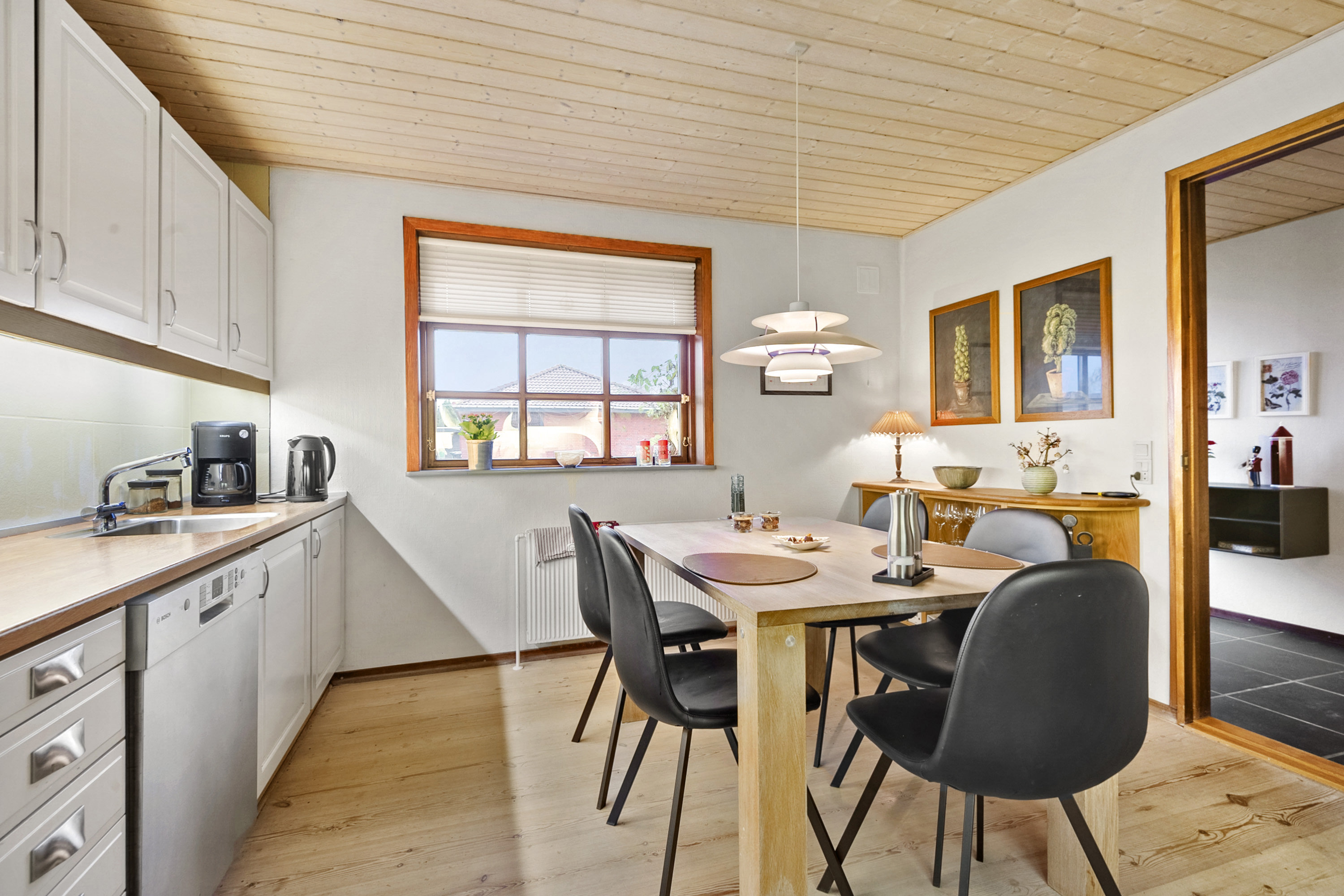 Fremhævet køkken billede i fuldskærmstilstand. Billede af Bygvænget 9, 6800 Varde