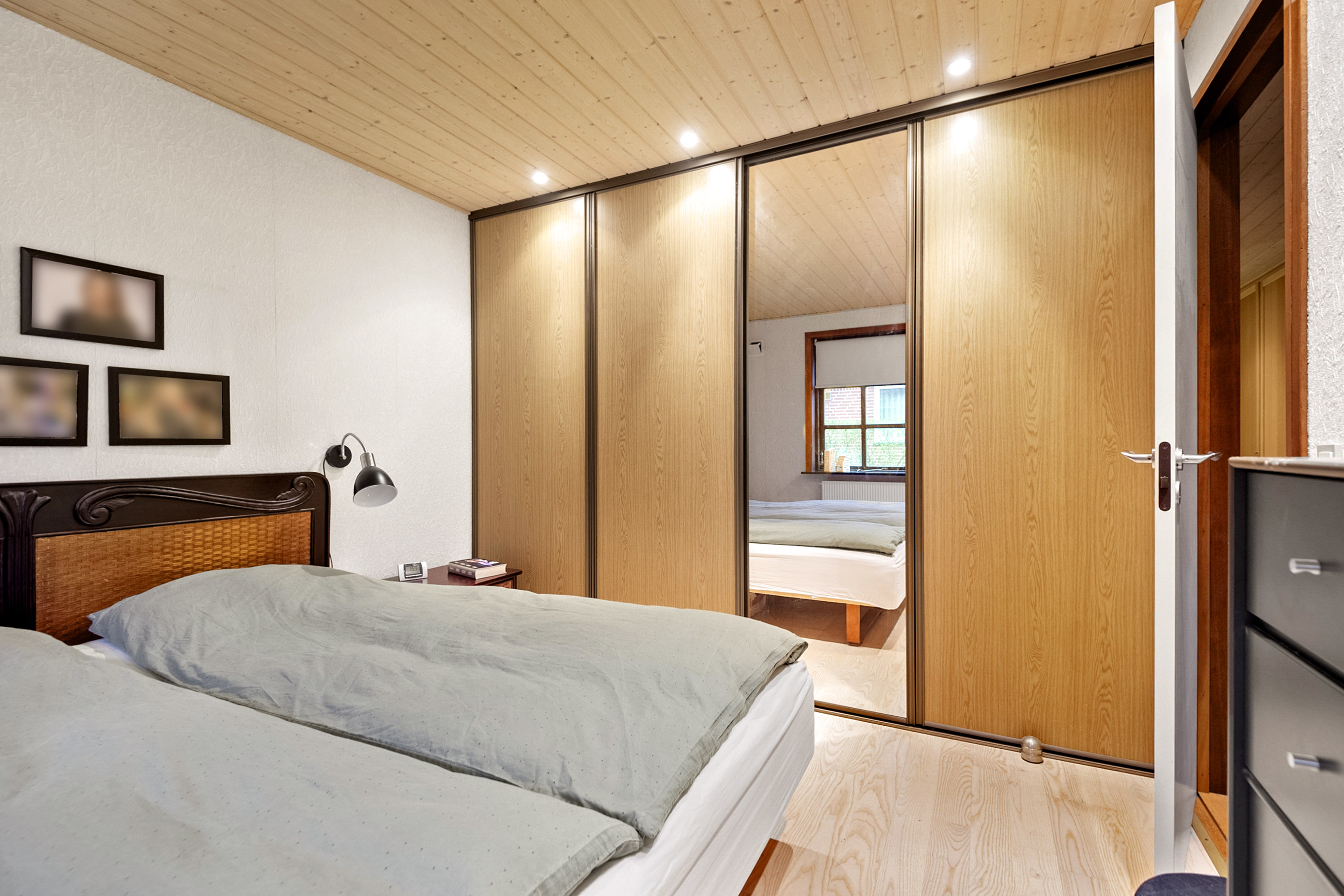 Fremhævet soveværelse billede i fuldskærmstilstand. Billede af Bygvænget 9, 6800 Varde