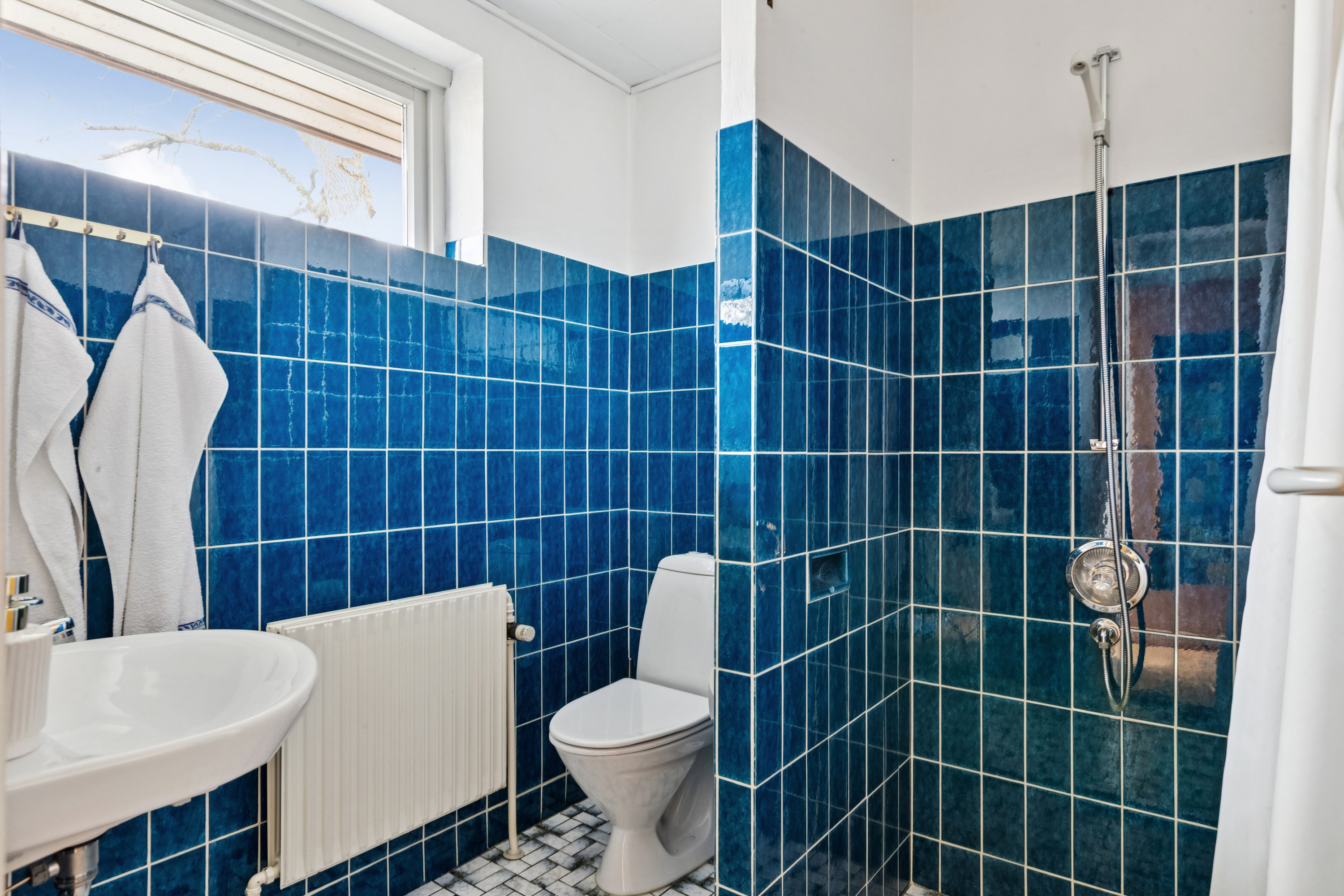 Fremhævet badeværelse billede i fuldskærmstilstand. Billede af Søbæksvej 16, 4450 Jyderup