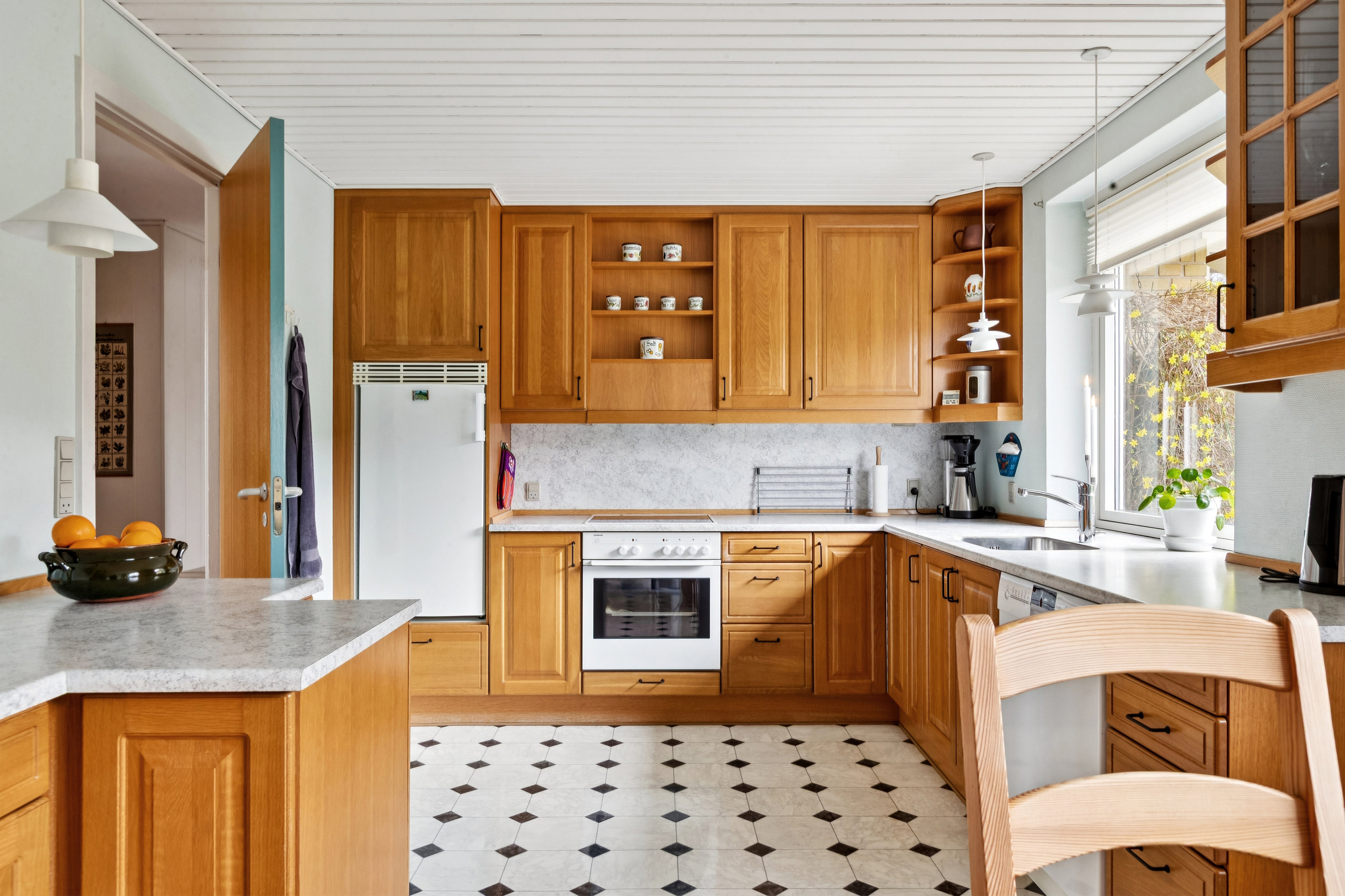 Fremhævet køkken billede i fuldskærmstilstand. Billede af Søbæksvej 16, 4450 Jyderup