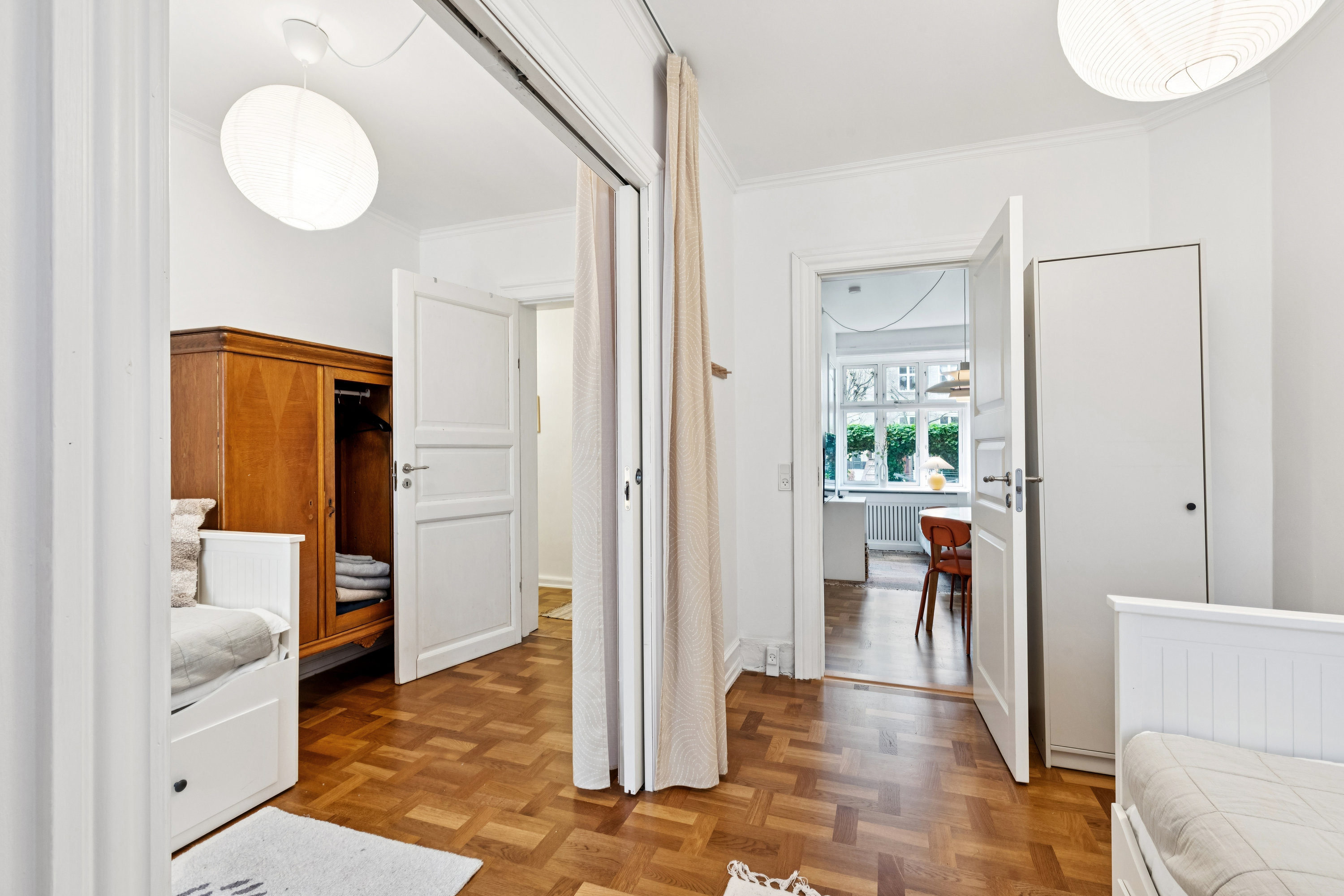 Fremhævet værelse billede i fuldskærmstilstand. Billede af Yrsavej 9, st.. th., 2000 Frederiksberg