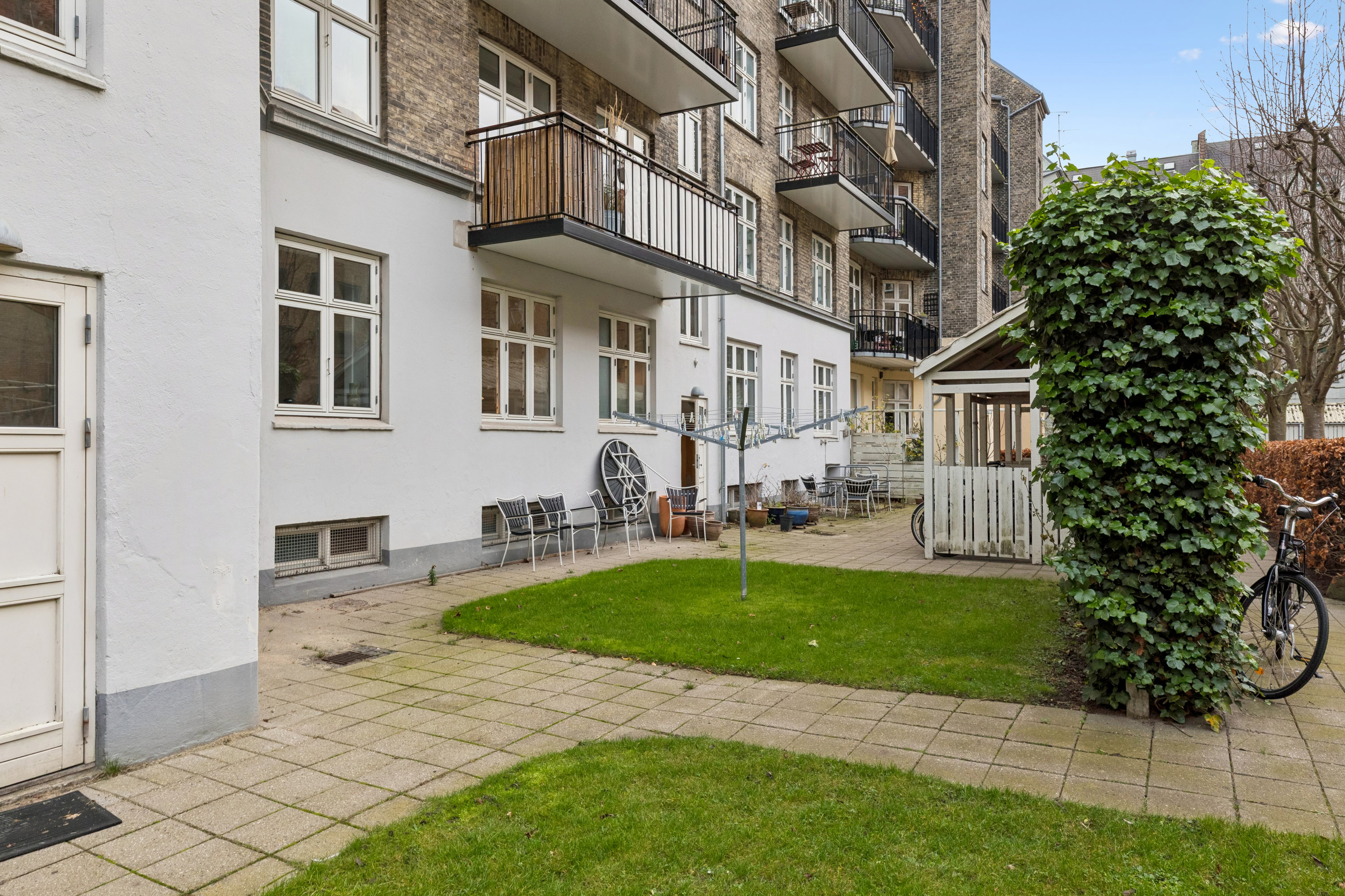 Miniaturebillede 1: andet. Billede af Yrsavej 9, st.. th., 2000 Frederiksberg