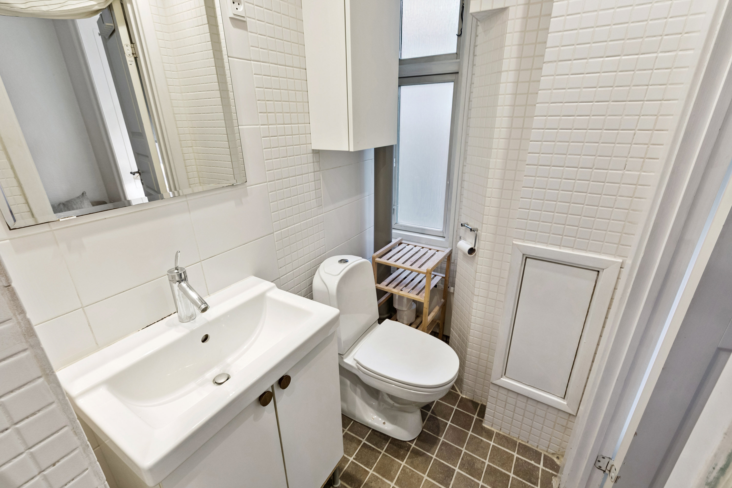 Fremhævet badeværelse billede i fuldskærmstilstand. Billede af Yrsavej 9, st.. th., 2000 Frederiksberg