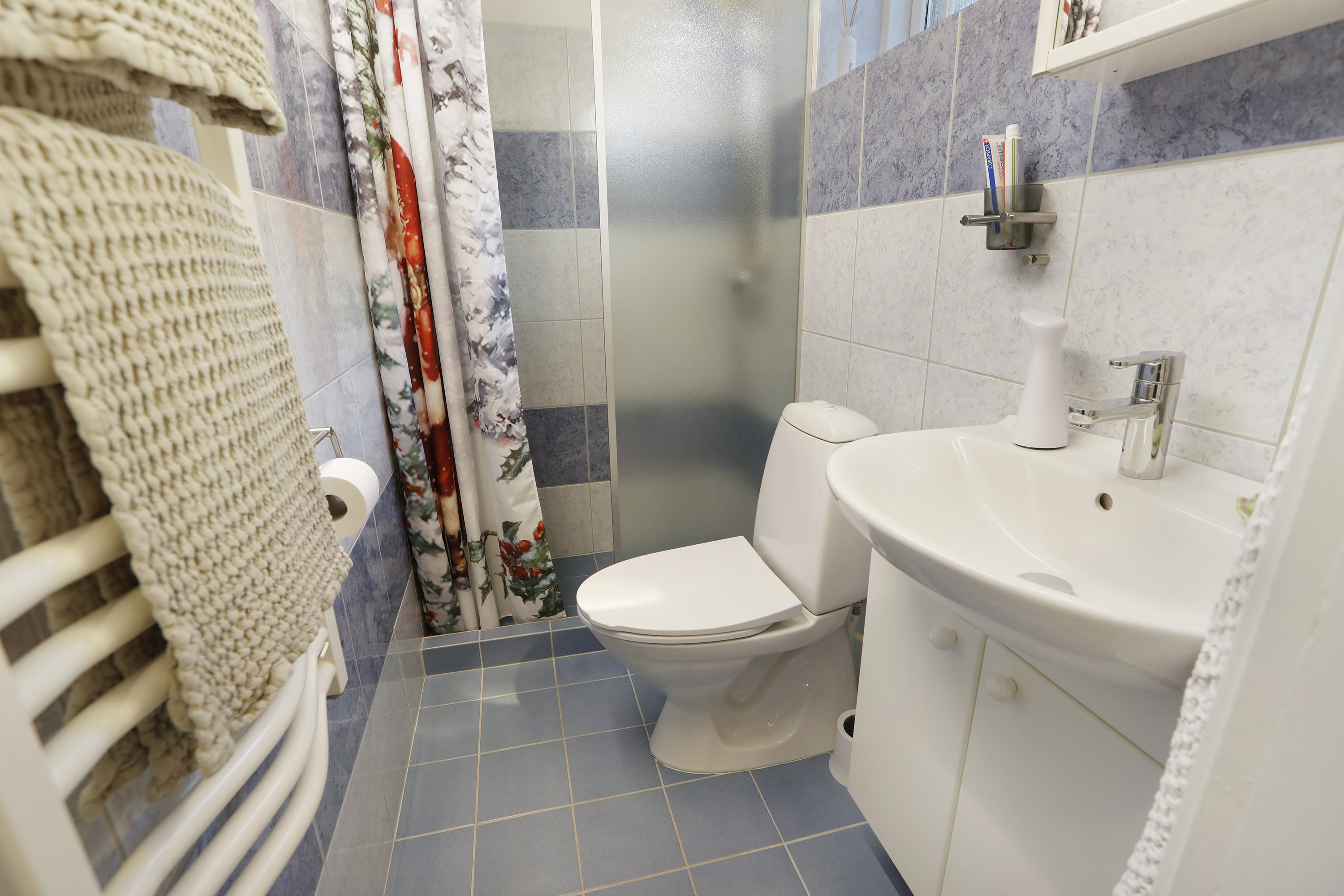 Fremhævet badeværelse billede i fuldskærmstilstand. Billede af Marievej 24, 2740 Skovlunde