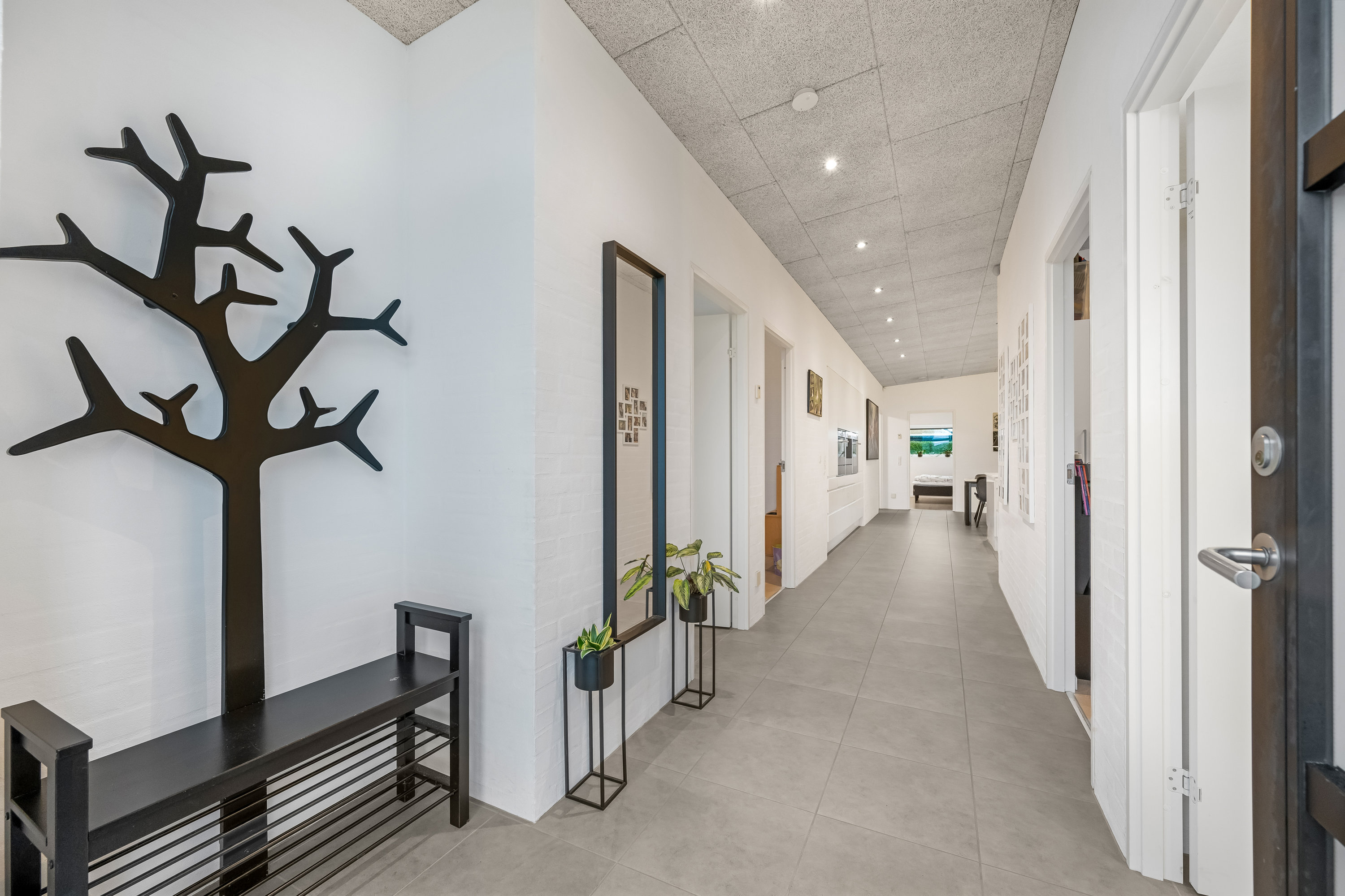 Fremhævet gang billede i fuldskærmstilstand. Billede af Hvedemarken 5, Rindum, 6950 Ringkøbing