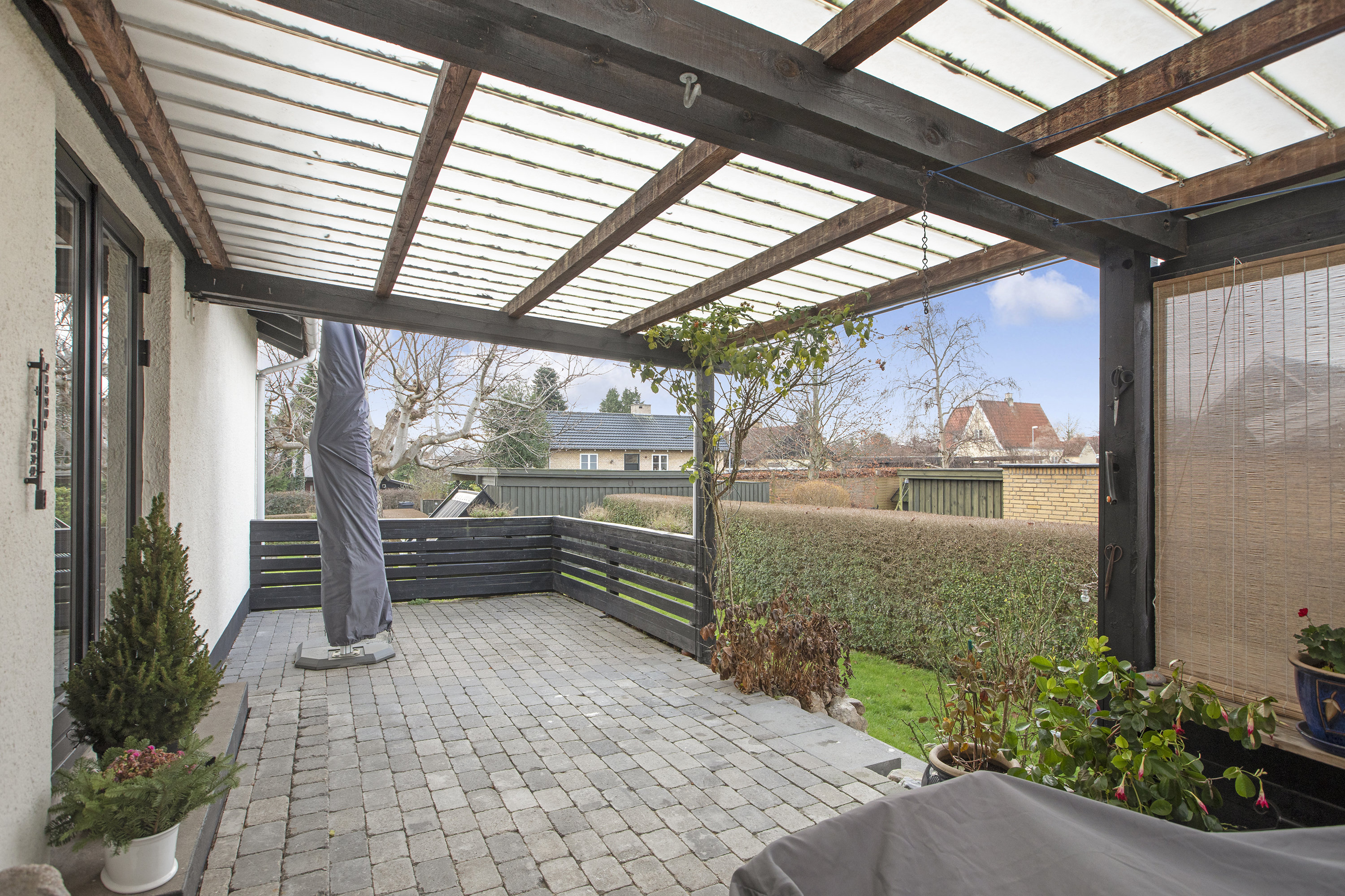 Fremhævet terrasse billede i fuldskærmstilstand. Billede af Marievej 24, 2740 Skovlunde