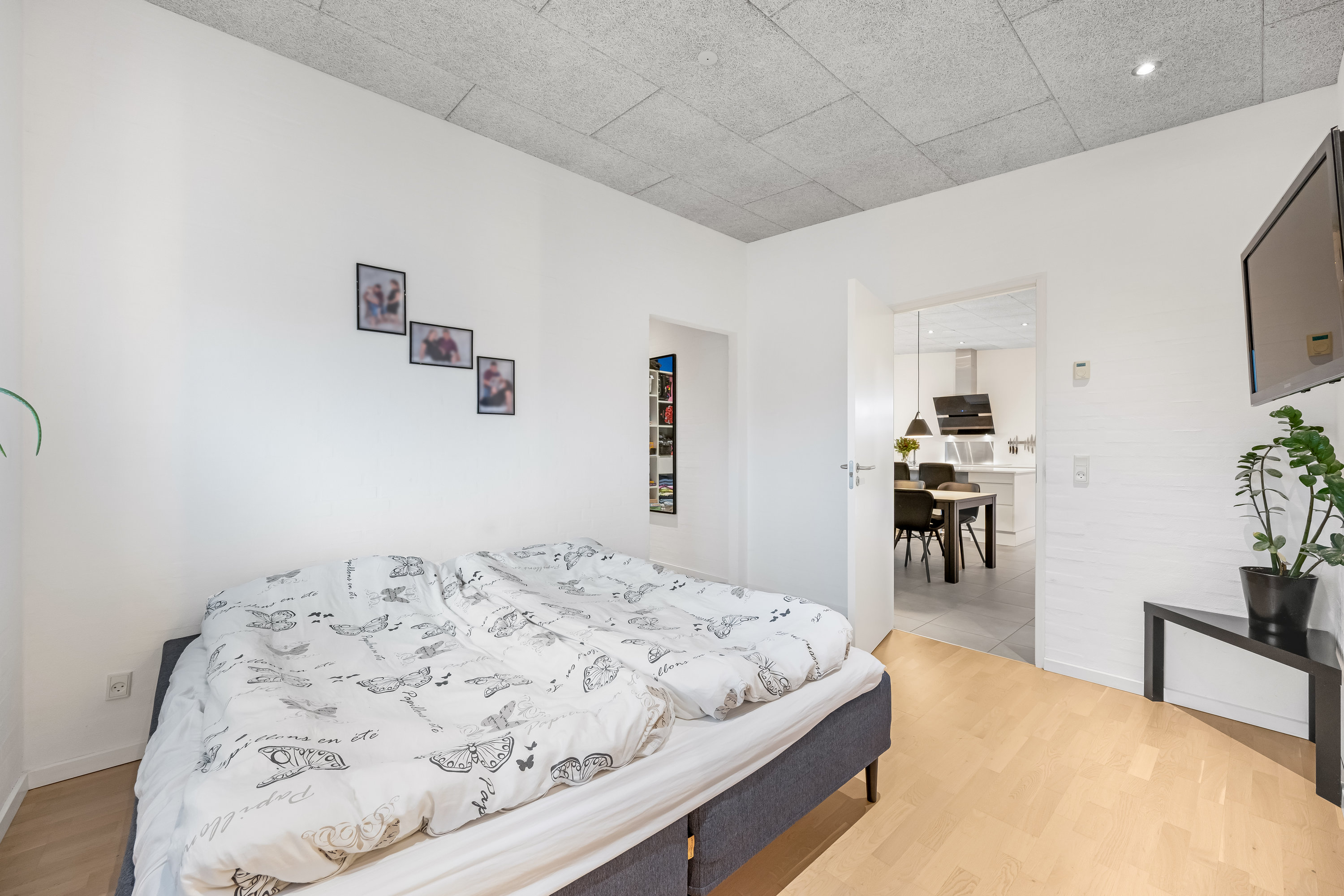 Fremhævet soveværelse billede i fuldskærmstilstand. Billede af Hvedemarken 5, Rindum, 6950 Ringkøbing