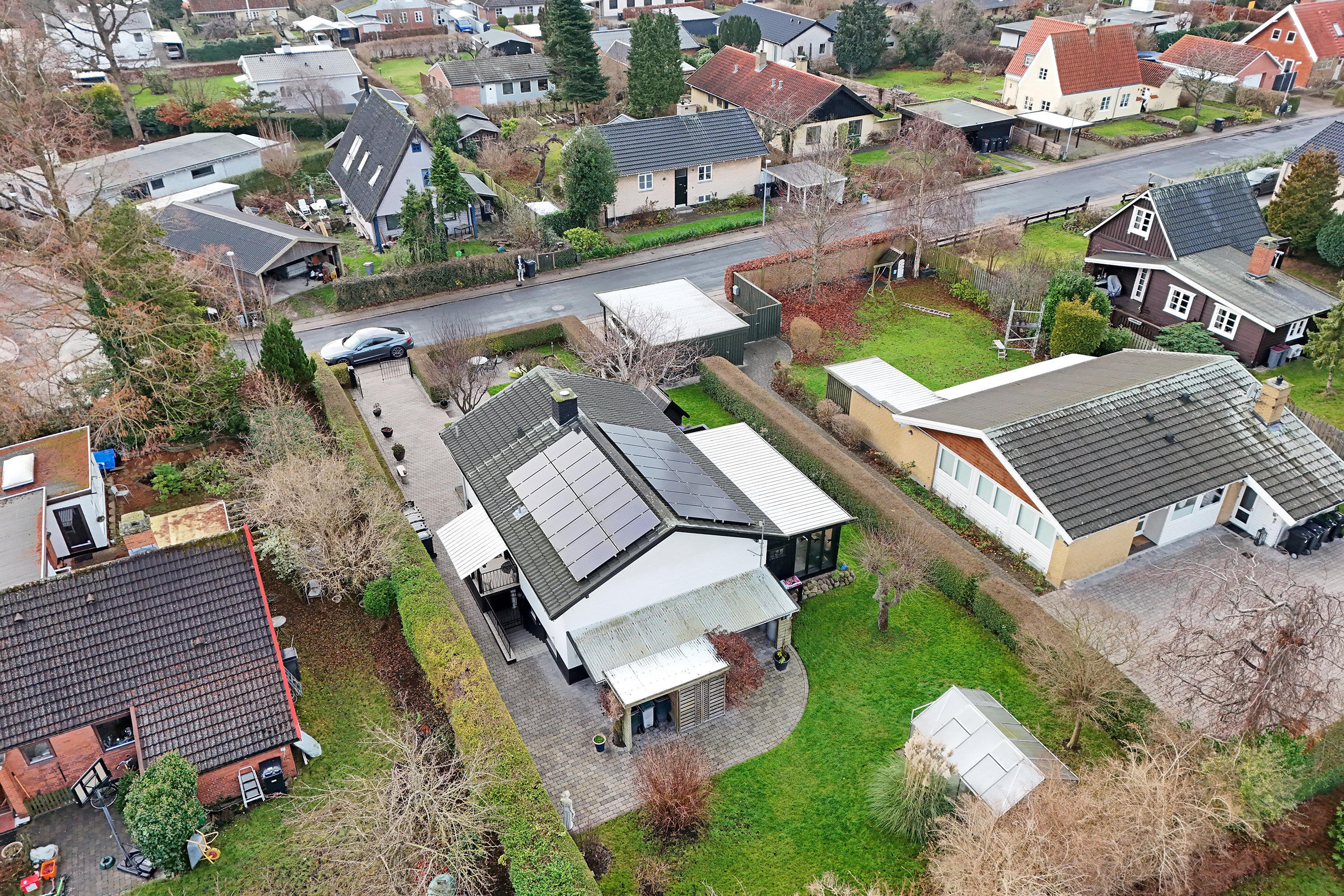 Fremhævet set fra oven billede i fuldskærmstilstand. Billede af Marievej 24, 2740 Skovlunde