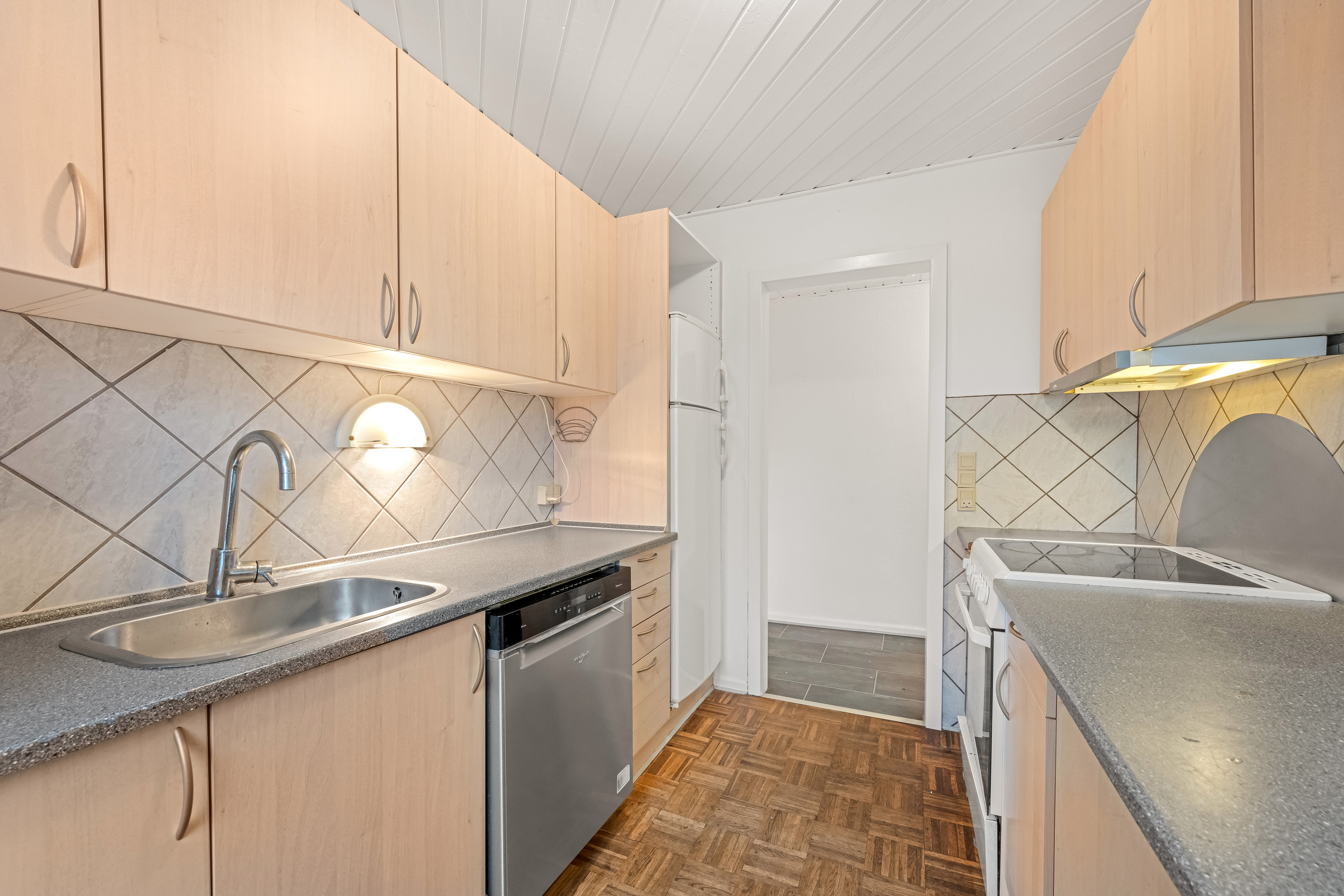 Fremhævet køkken billede i fuldskærmstilstand. Billede af Vardevej 64, 6880 Tarm